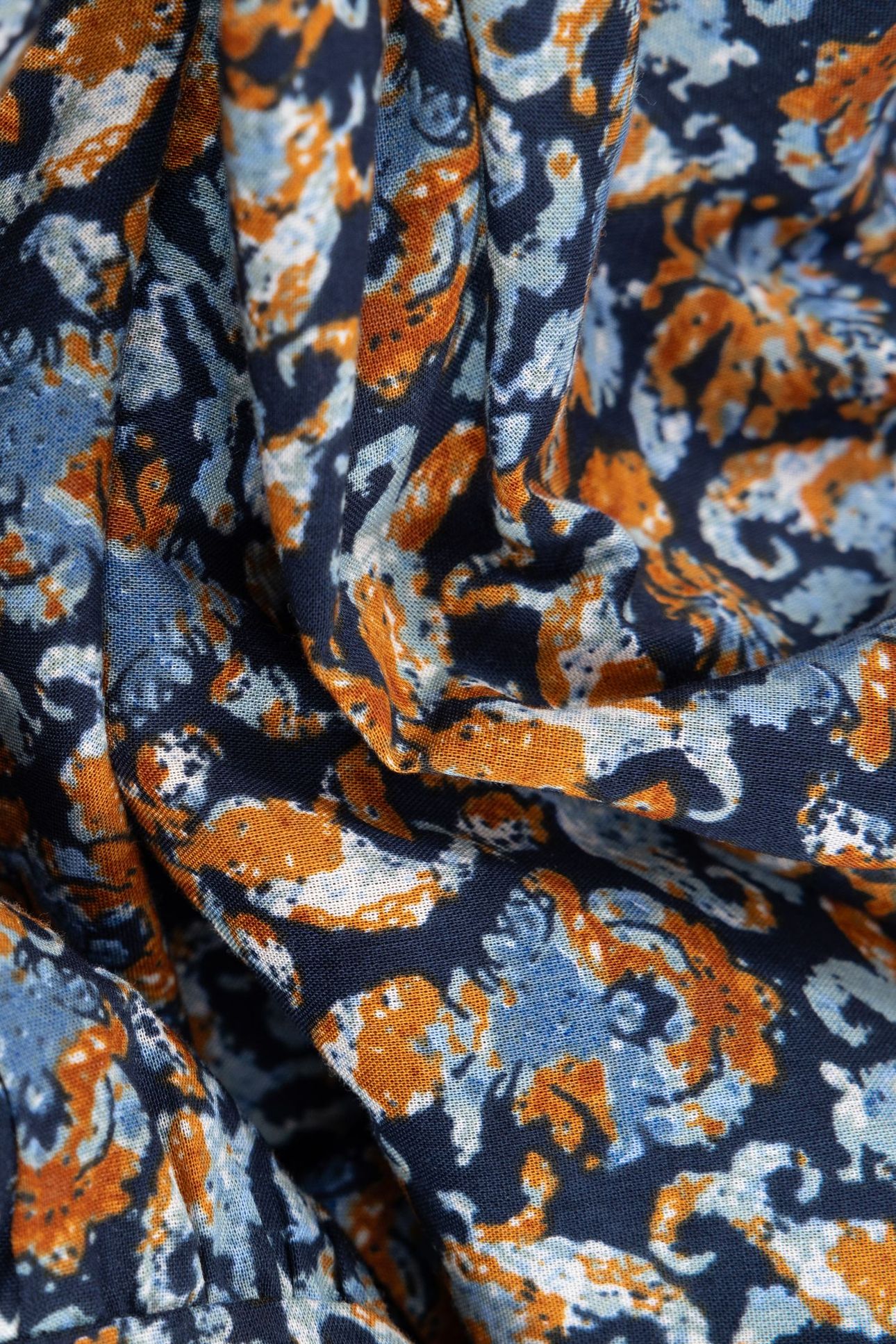 BLUE DRESS WITH BAROQUE FLOWER PRINT 9
