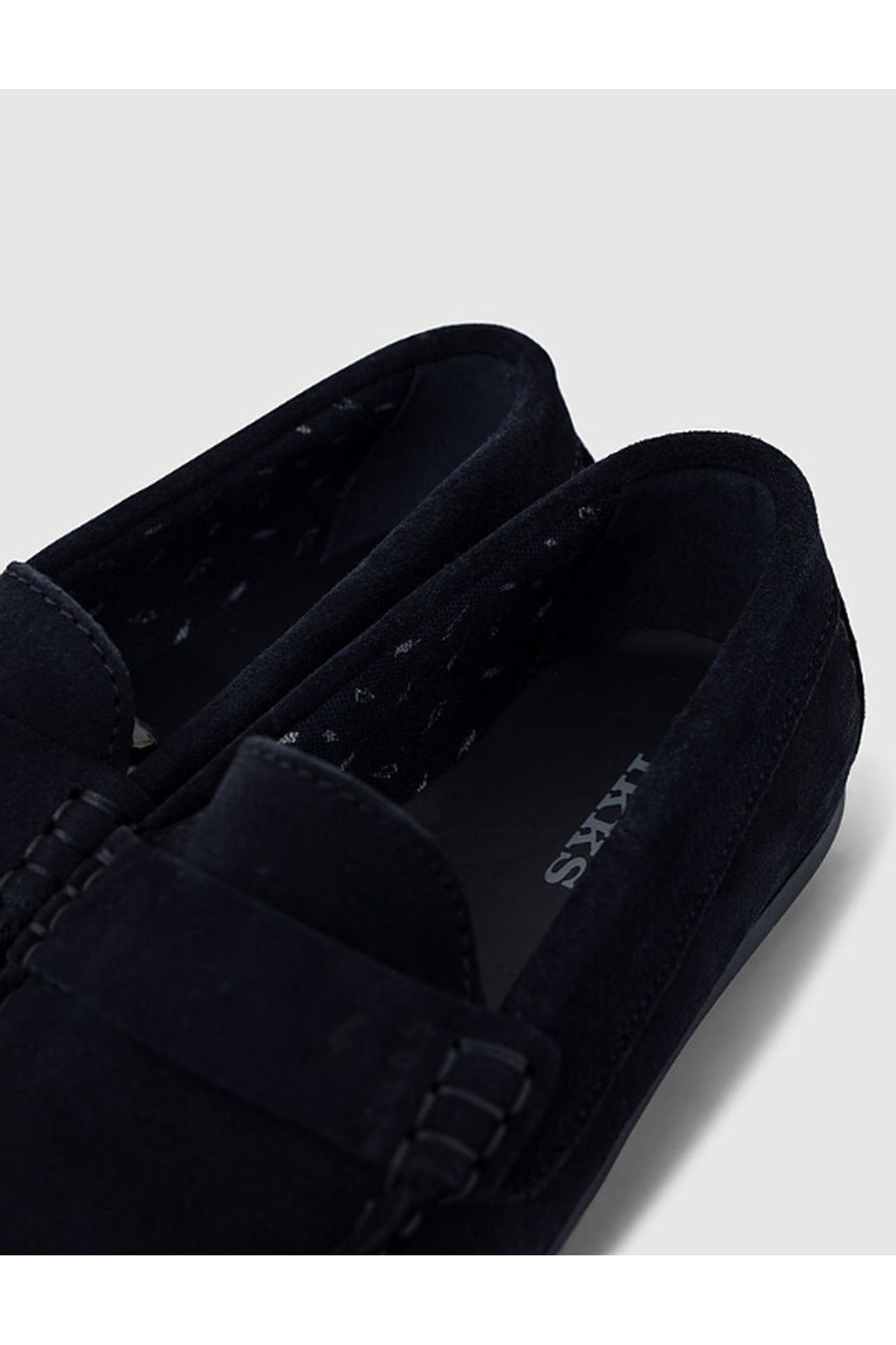 BOYS' NAVY SUEDE LOAFERS 3