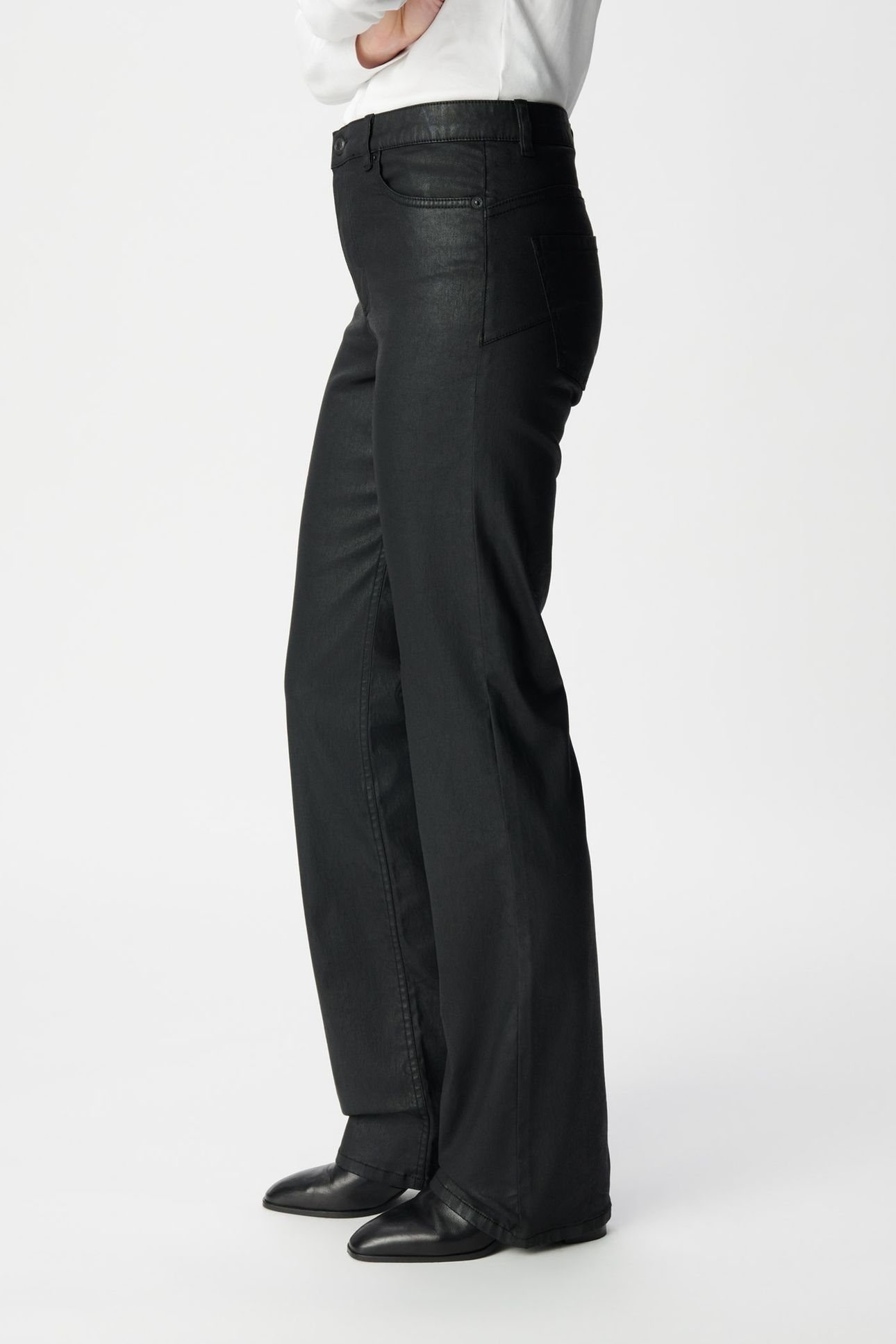 BLACK COATED HIGH-WAIST BOOTCUT JEANS 4