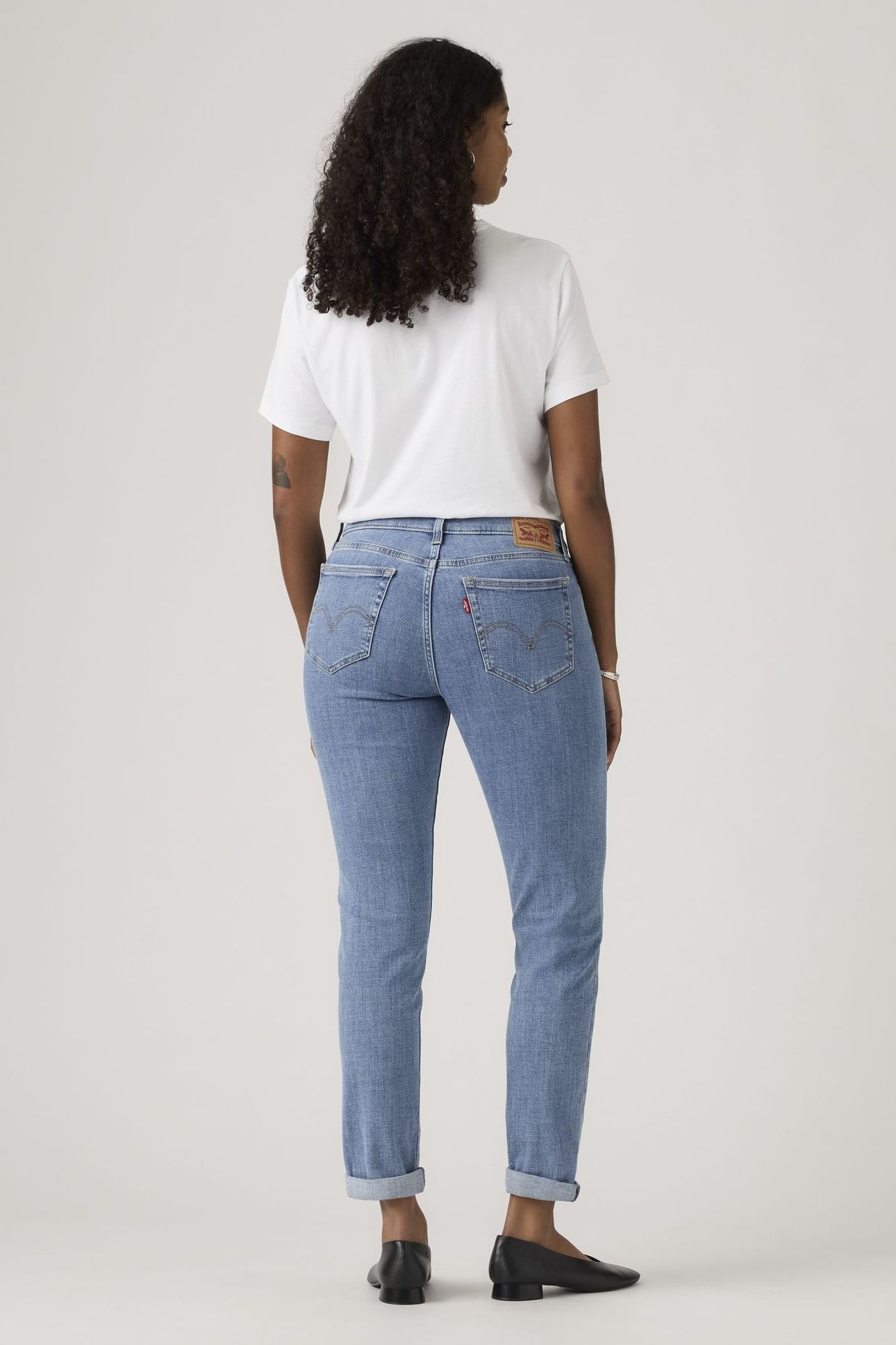 MID-RISE BOYFRIEND JEANS 3