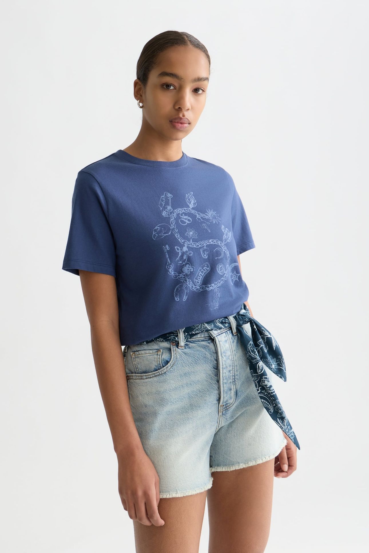 CHEST ARTWORK REGULAR-FIT T-SHIRT OCEANA 6