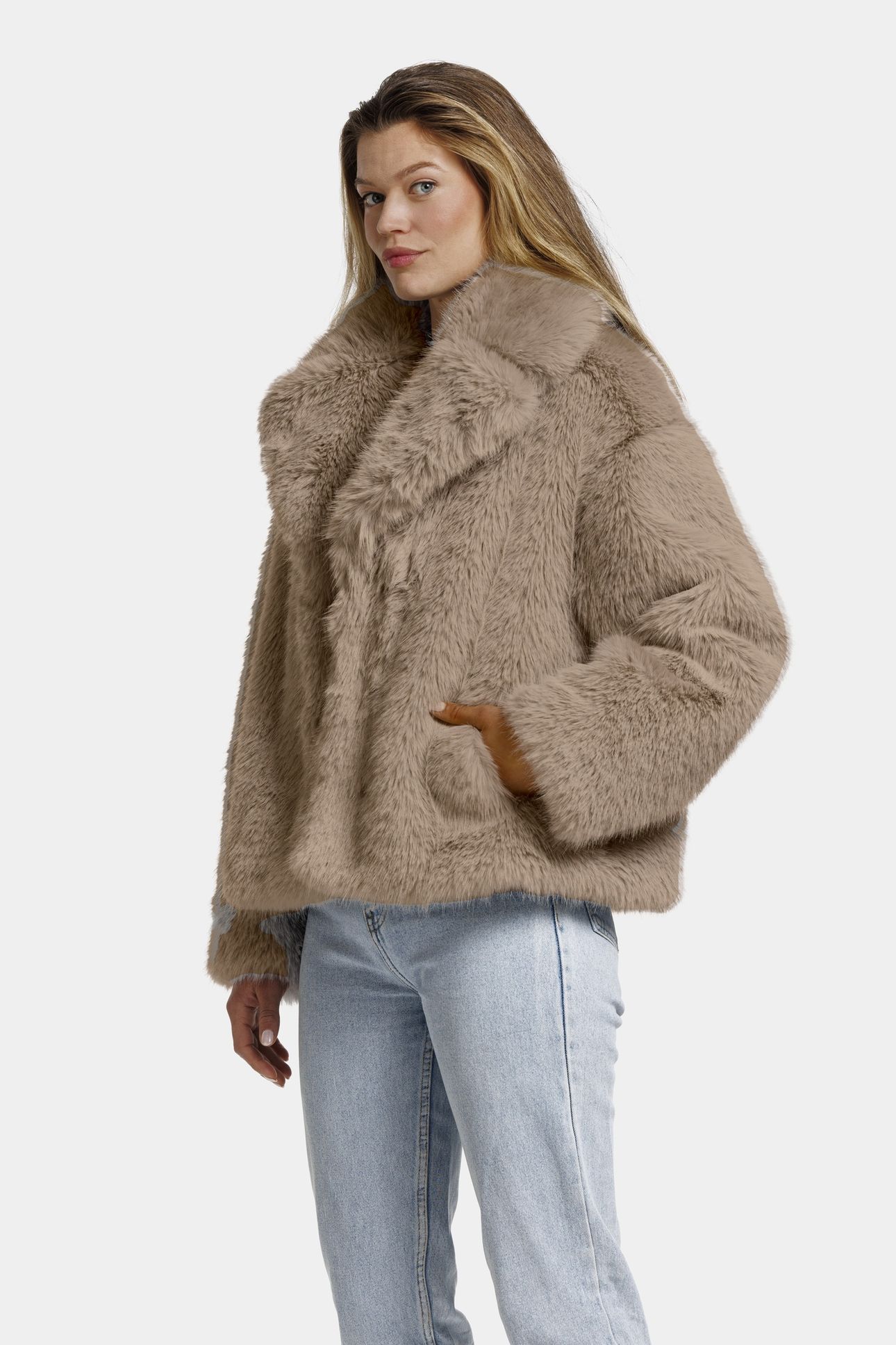 NOVI FUR JACKET TAUPE 3