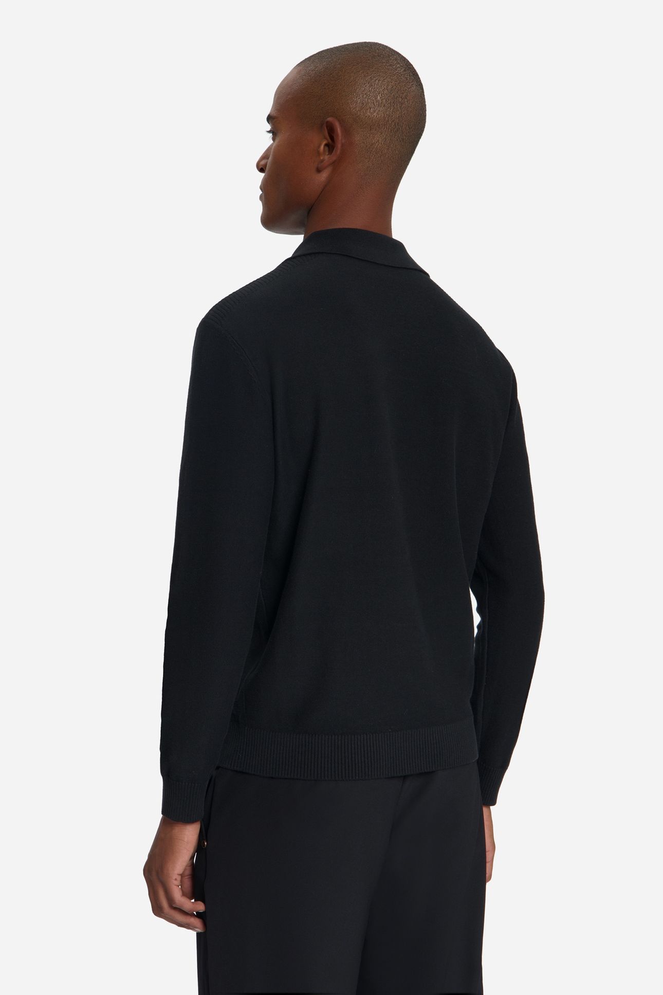 PULLOVER V-COLLAR SHOULDER DETAIL BLACK 3