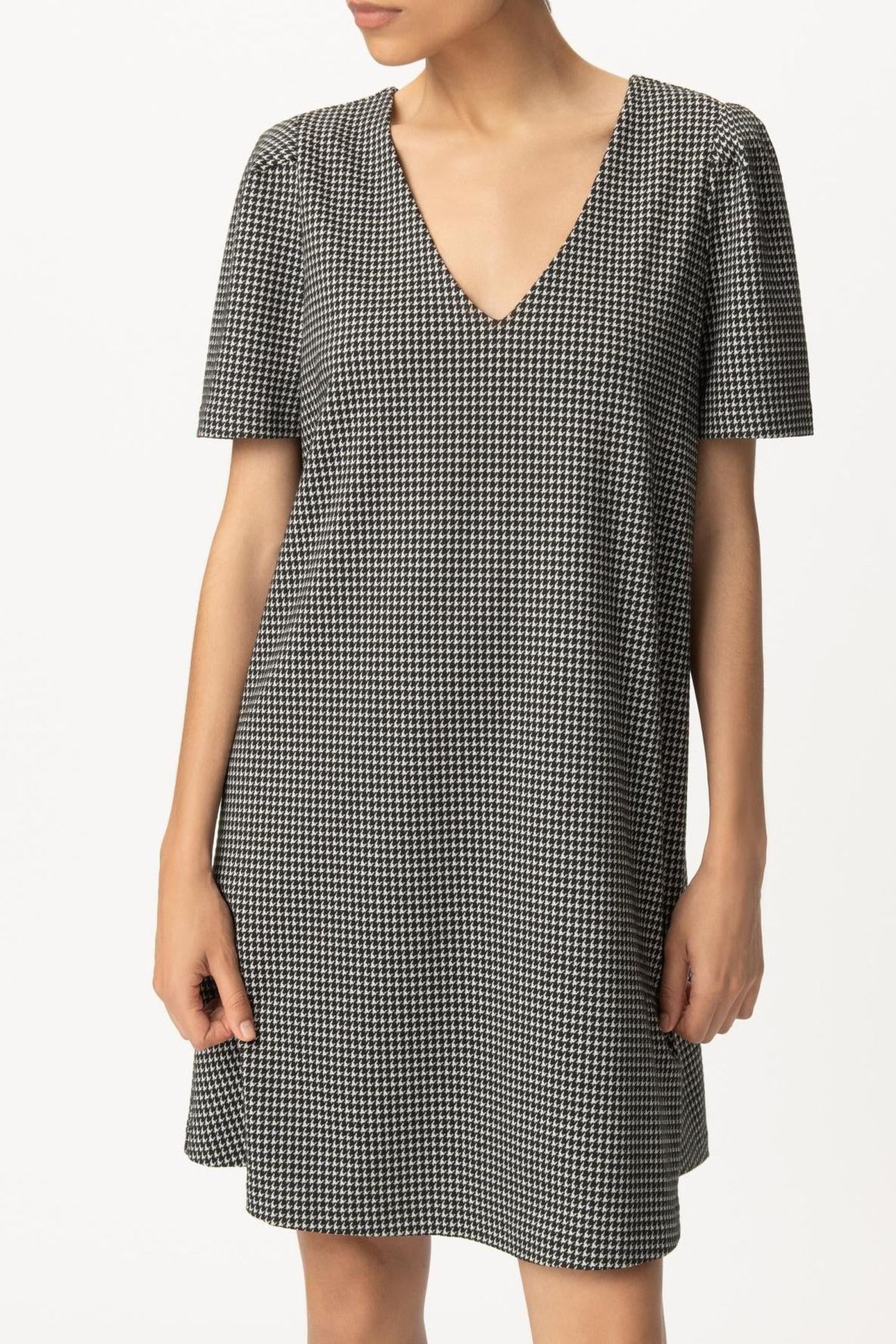 BLACK HOUNDSTOOTH BACK/FRONT REVERSIBLE DRESS 1