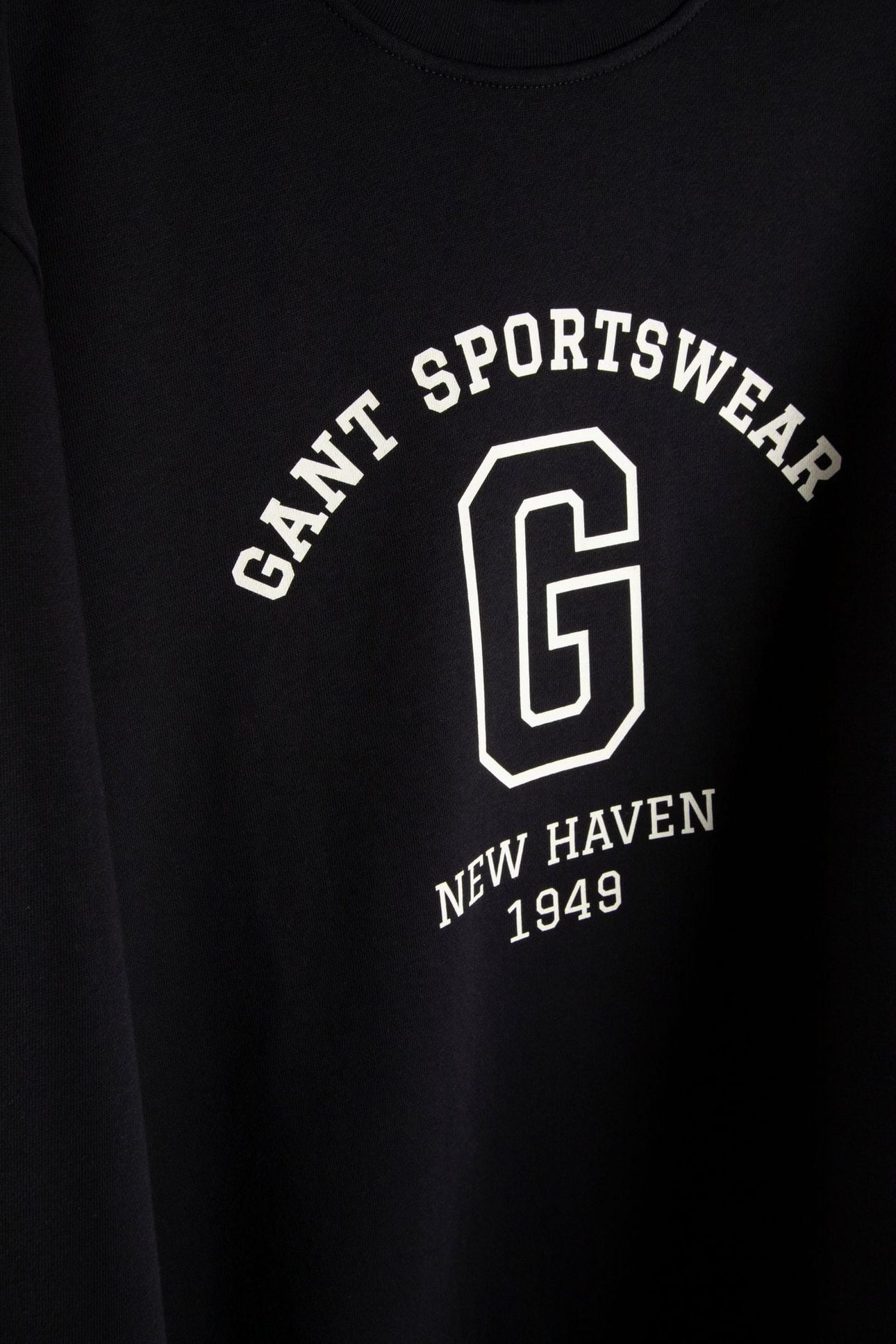 GRAPHIC CREW NECK BLACK 4