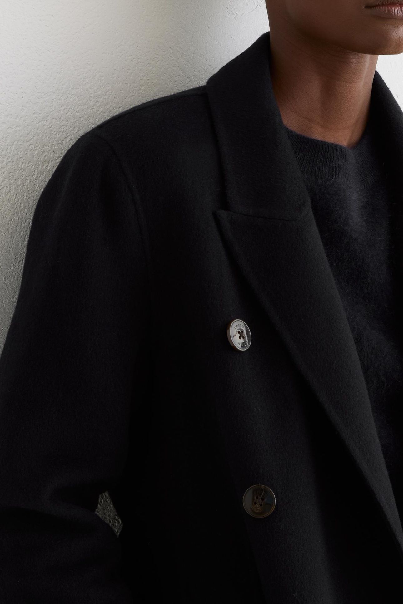 LIGHTWEIGHT TEXTURED CAP NAVY 4