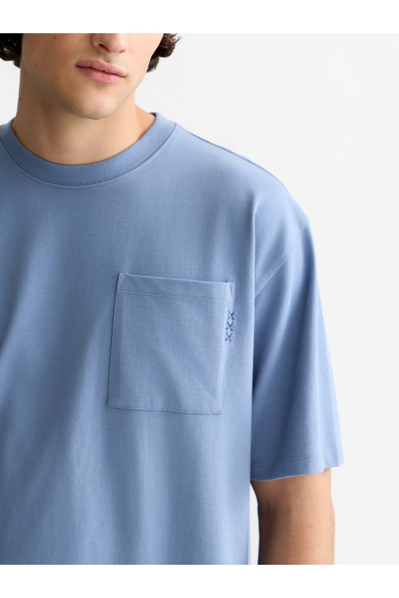 SEASONAL CORE 3 CROSSES CHEST POCKET LOOSEFIT TSHIRT NAVY 4