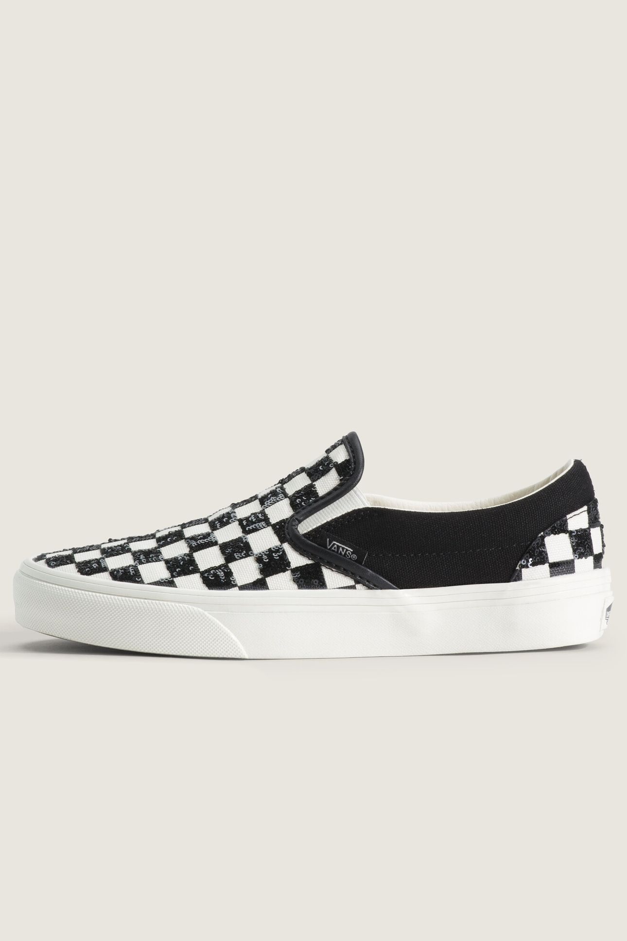 UNISEX CLASSIC SLIP-ON BEADED CHECKERBOARD 3