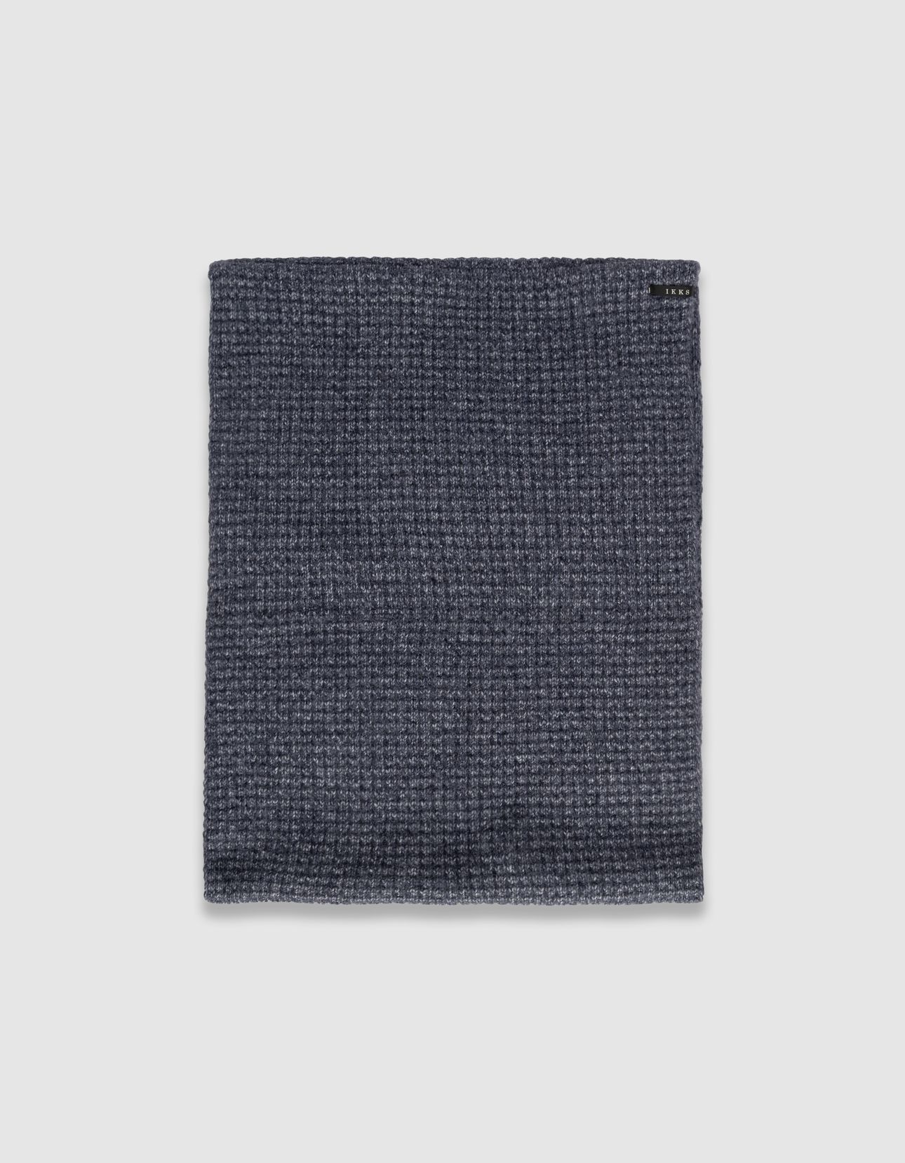BLUE RIBBED KNIT SNOOD 3