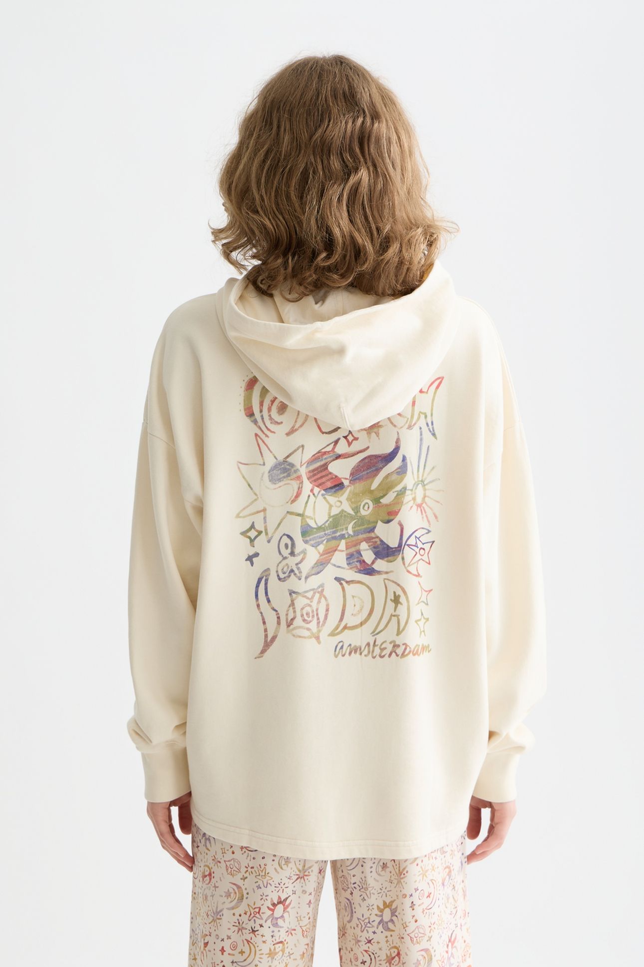 WASHED ARTWORK HOODIE EGGNOG 2