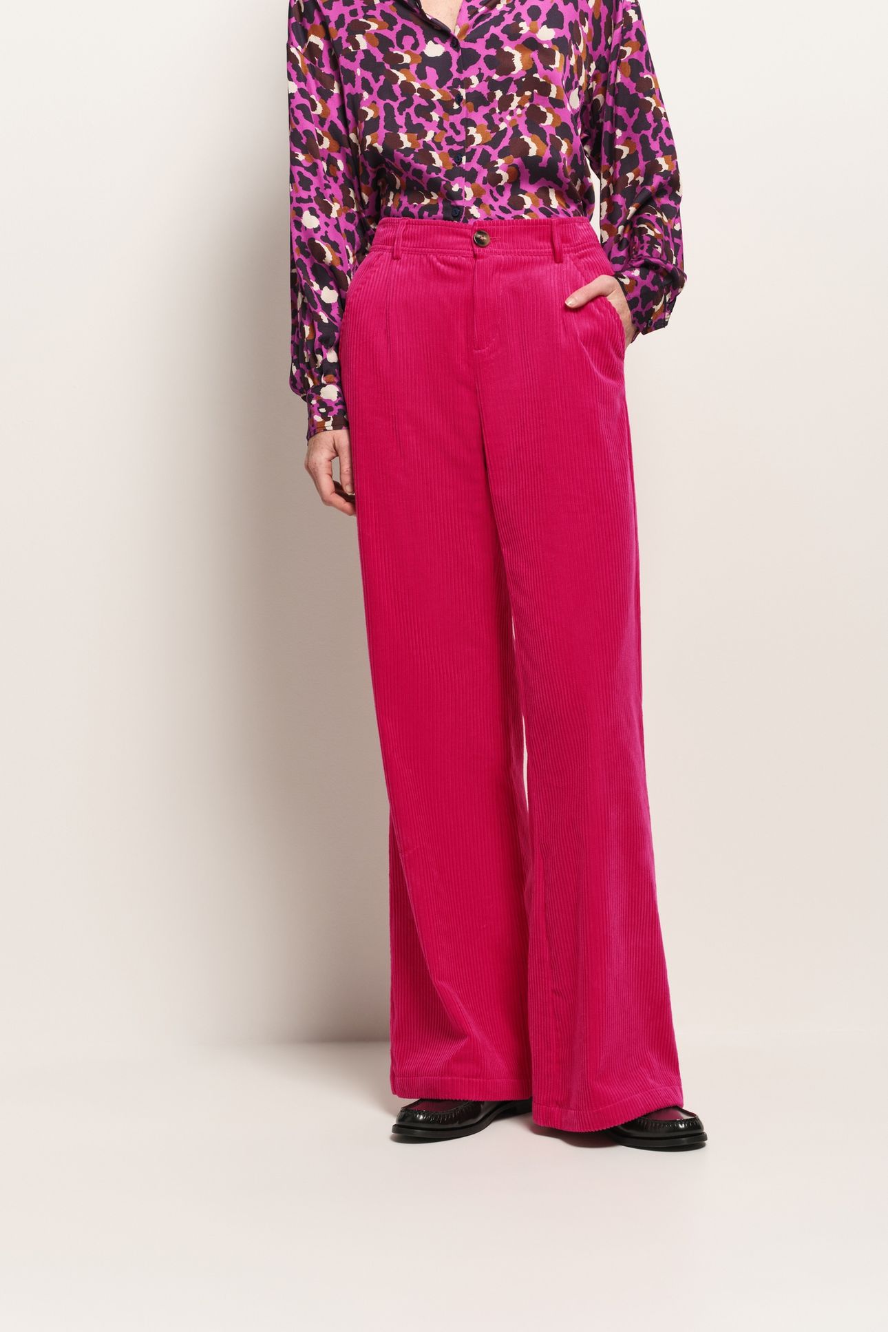 POETE - PINK CORDUROY SUIT TROUSERS 1