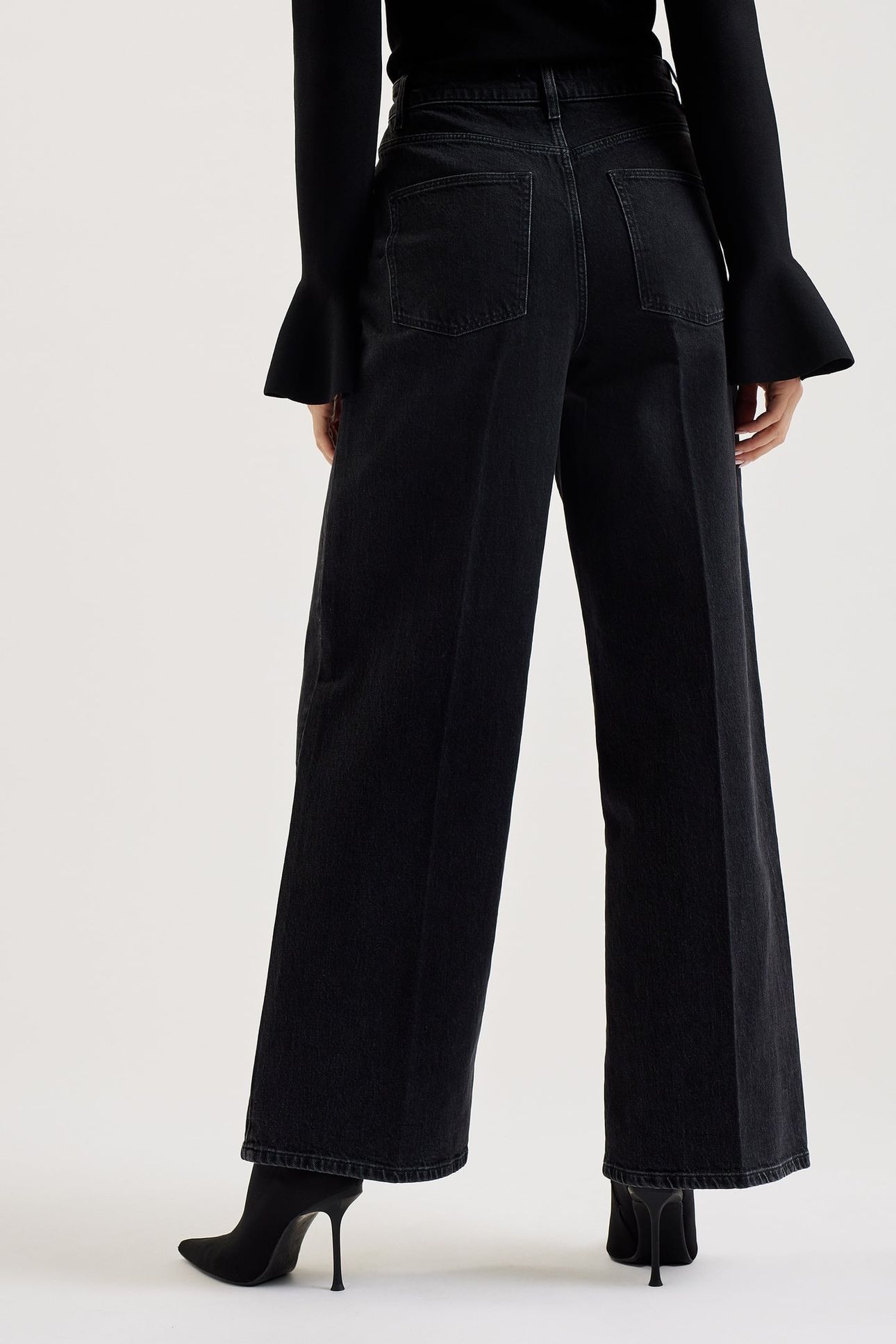 SUKIKO WIDE LEG JEANS BLACK 3