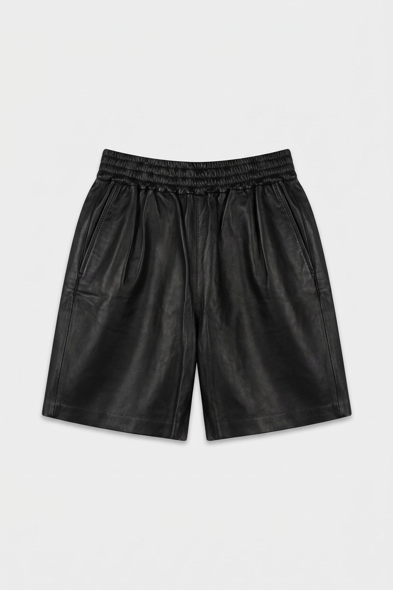 LEATHER JOGGER SHORT BLACK 3