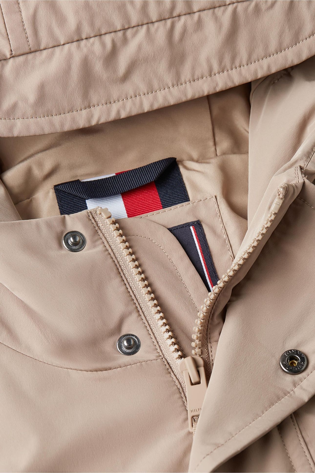 LW PACKABLE HOODED JACKET COASTAL TAUPE 9