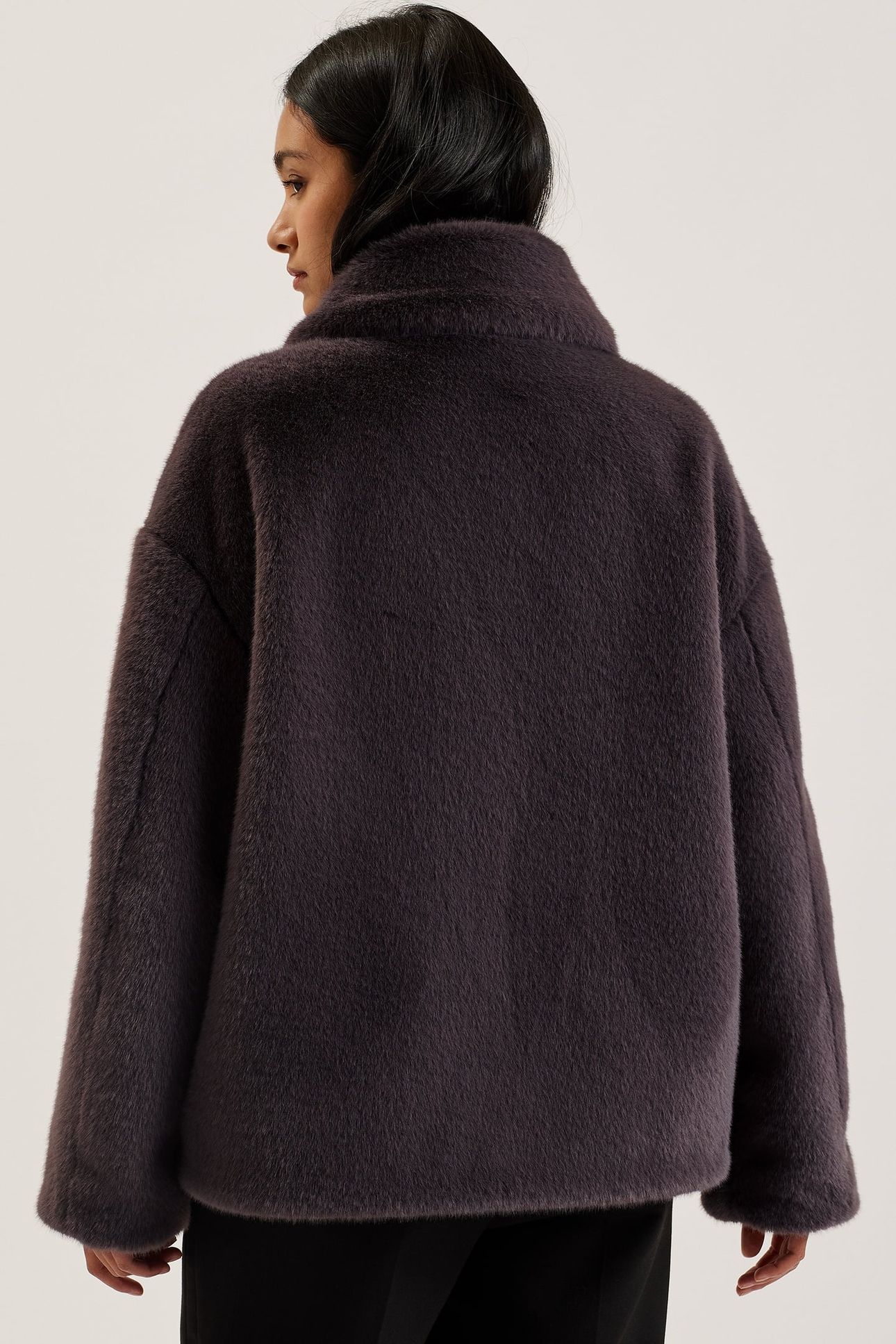 LILIAM SHORT FAUX FUR COAT GREY 2