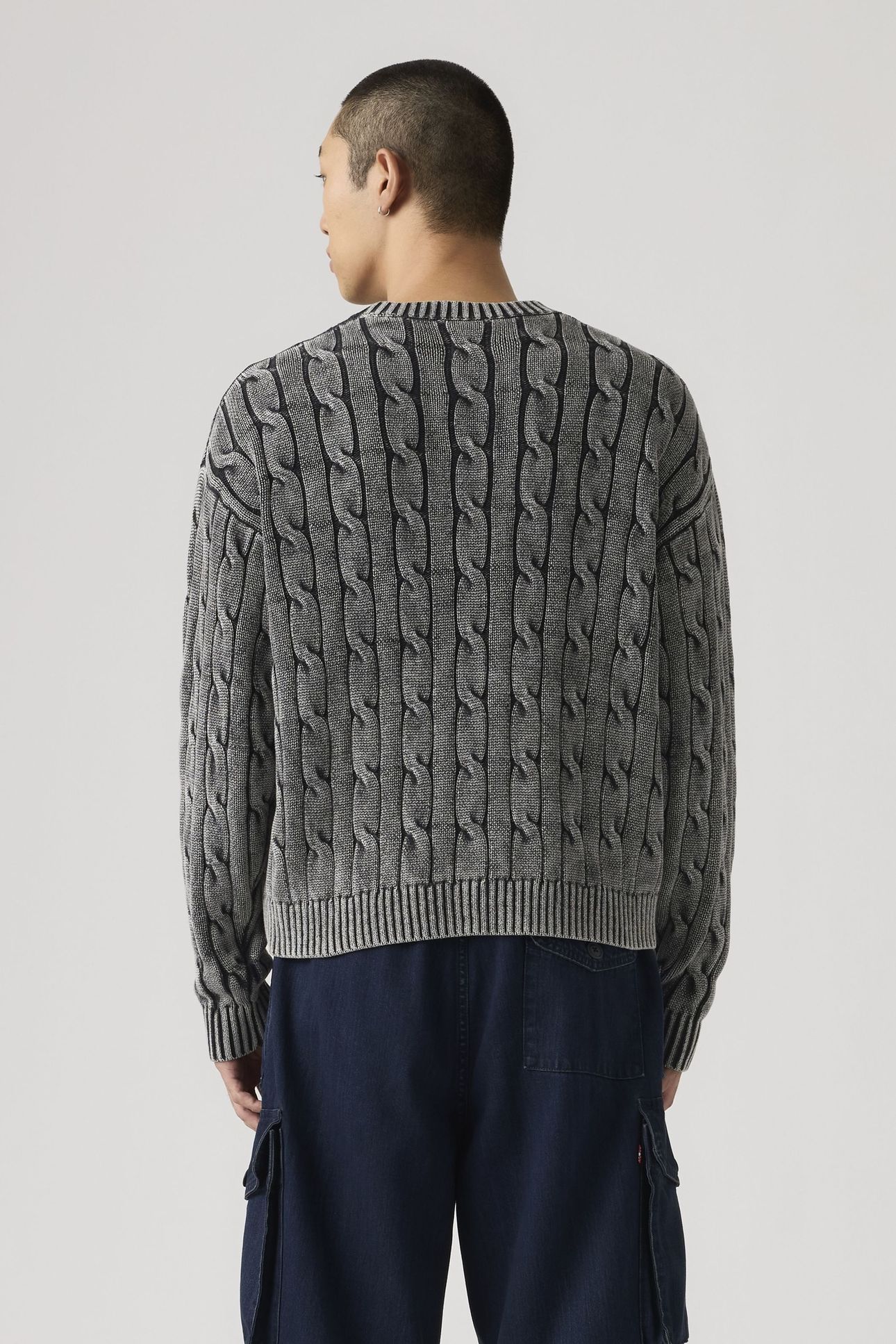 CARMEL CABLE CREWNECK SWEATER 3
