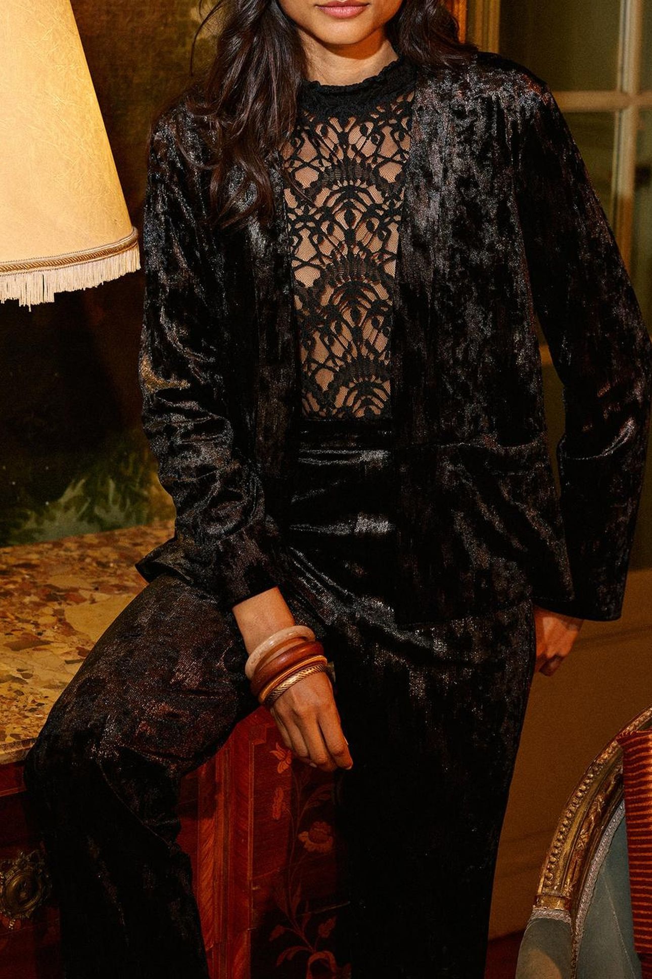 BLACK VELVET SUIT JACKET WITH TACHIST MOTIF 9