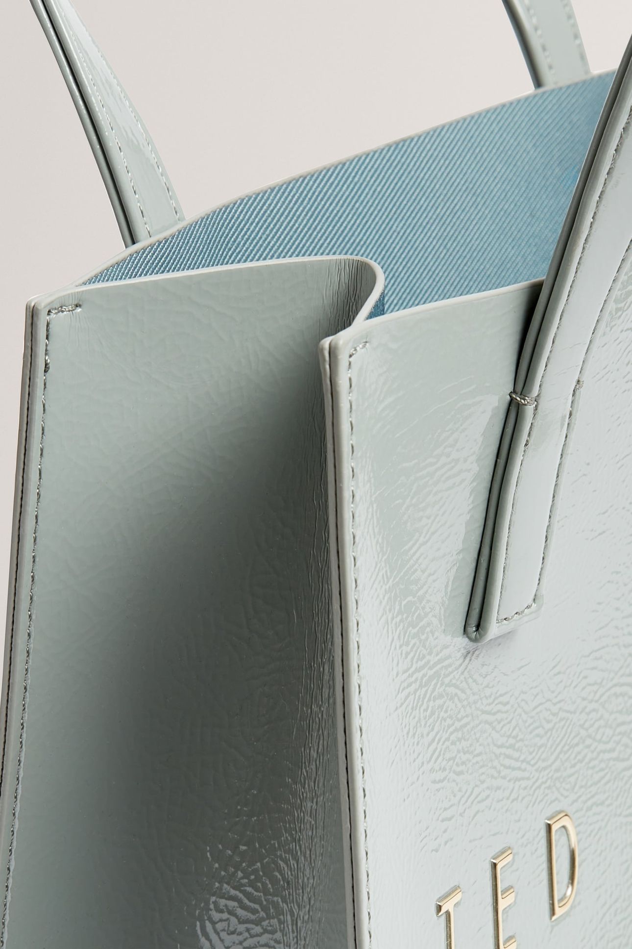 CRINKLE SMALL ICON BAG GREY 3