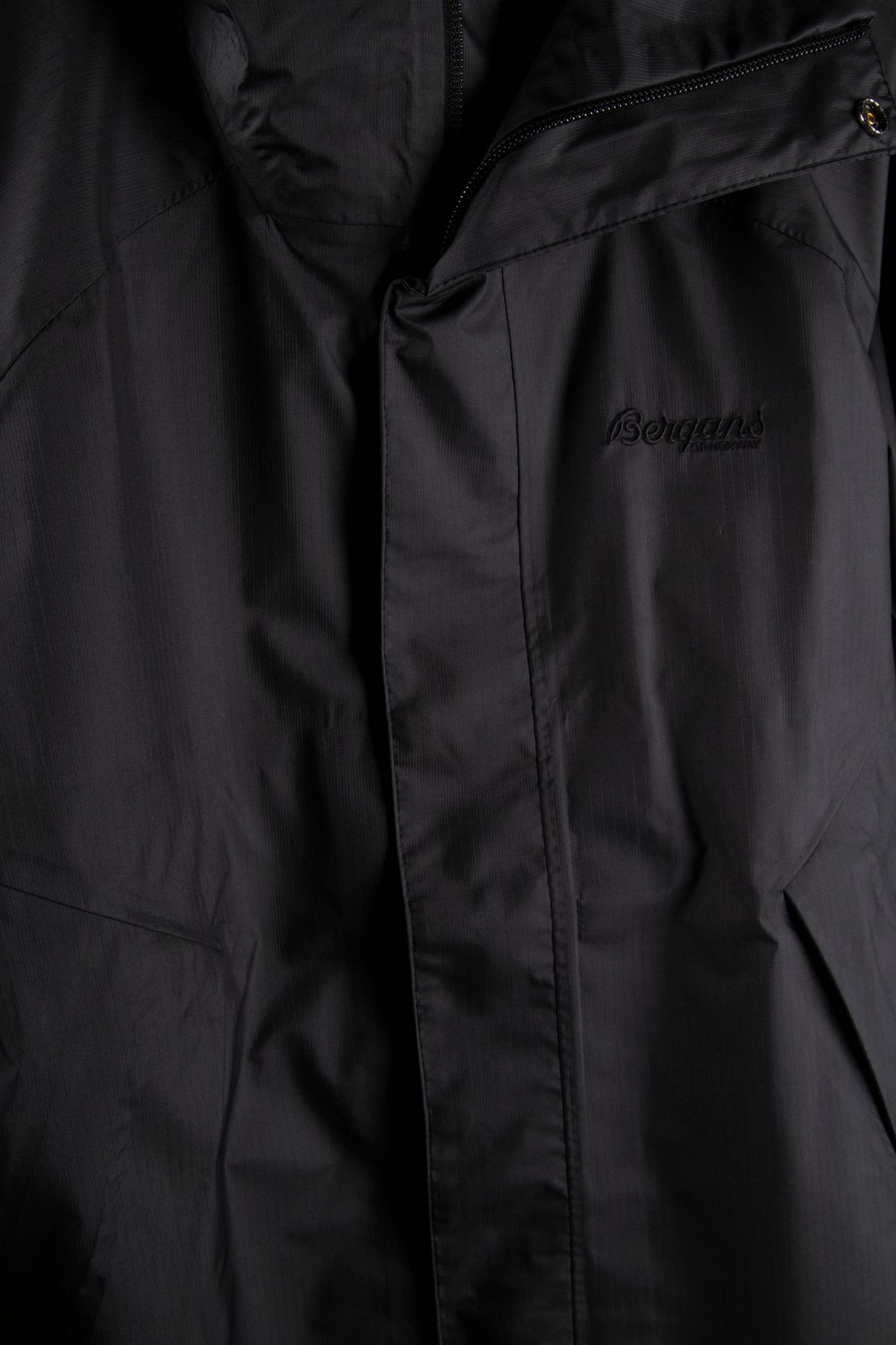 VATNE 3L JACKET BLACK 4