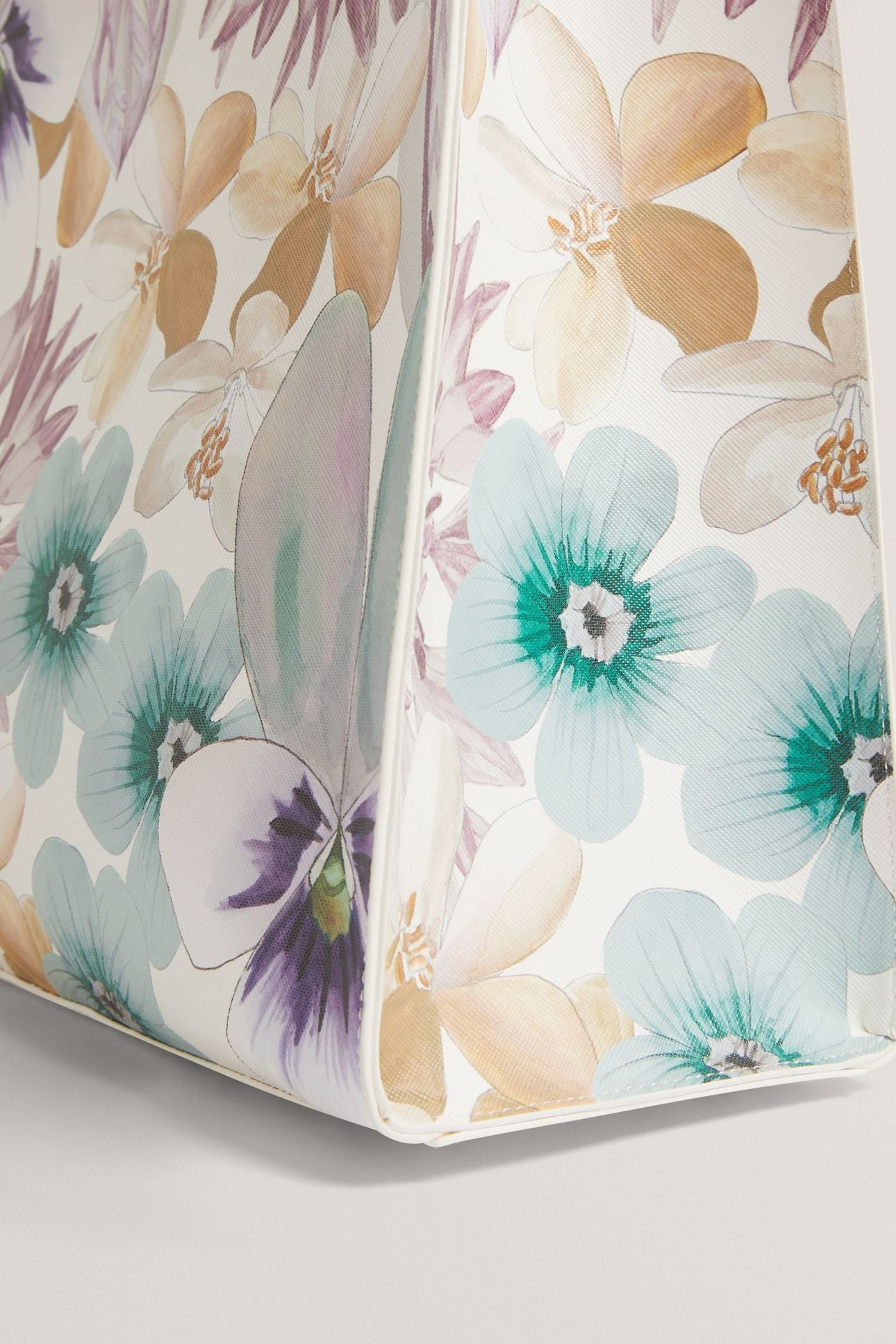 PETAL PRINT LARGE ICON BAG WHITE 4