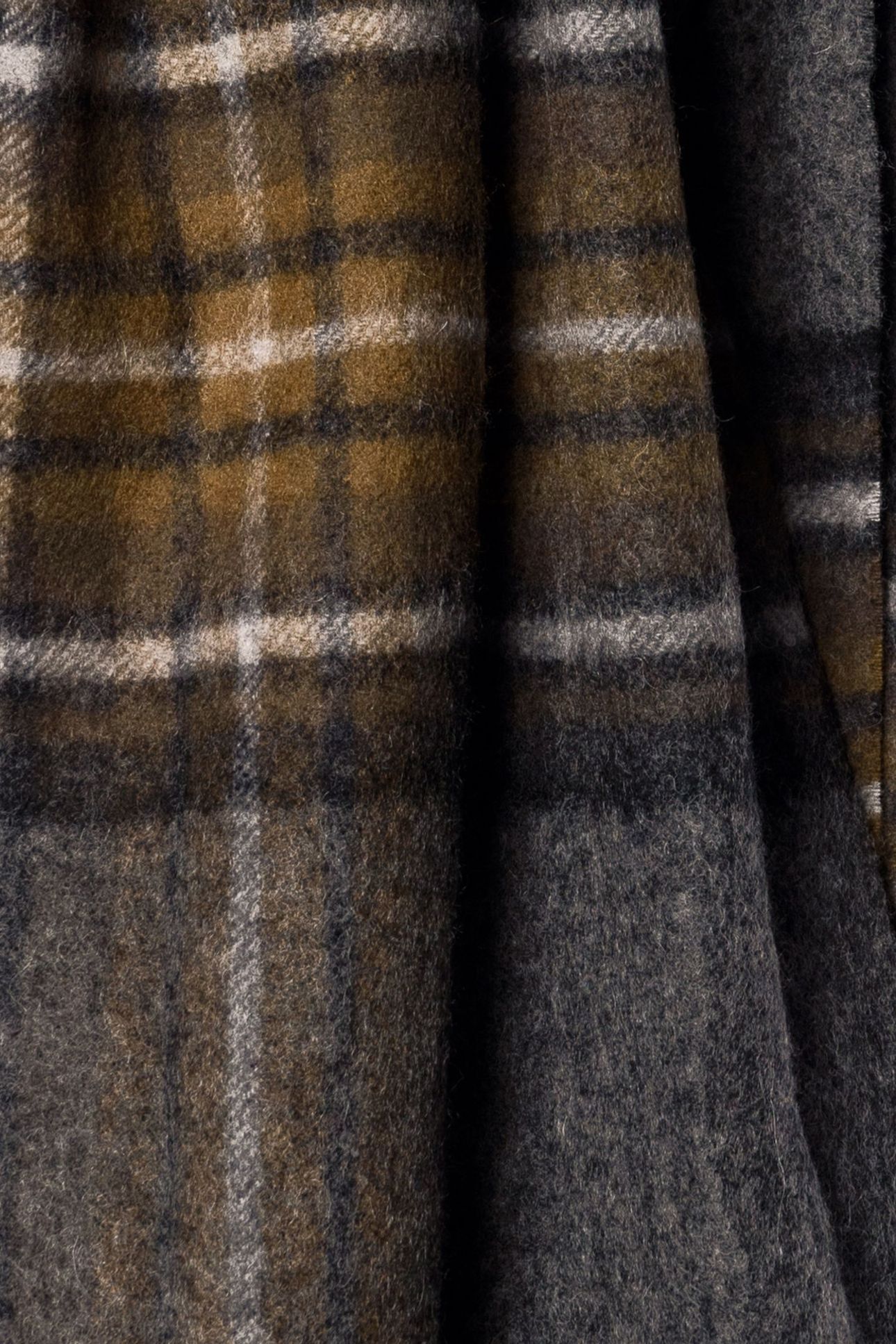 GREY CHECKED SCARF 4