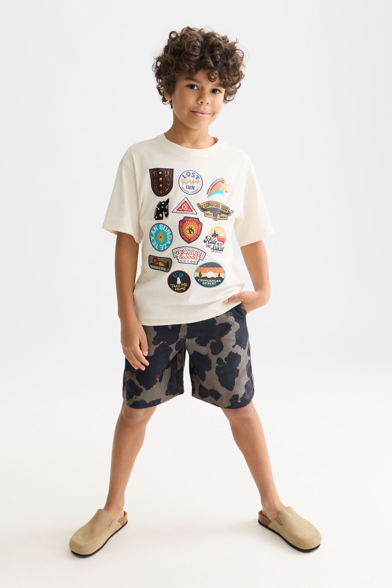 BOYS FRONT ARTWORK RELAXEDFIT TSHIRT LIGHT BEIGE 1