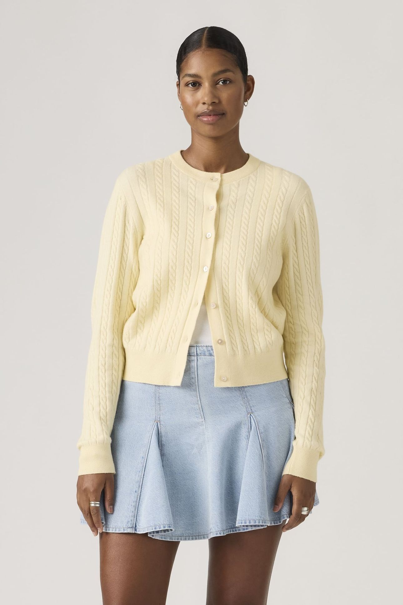 SUPERSOFT CREWNECK CARDIGAN 2