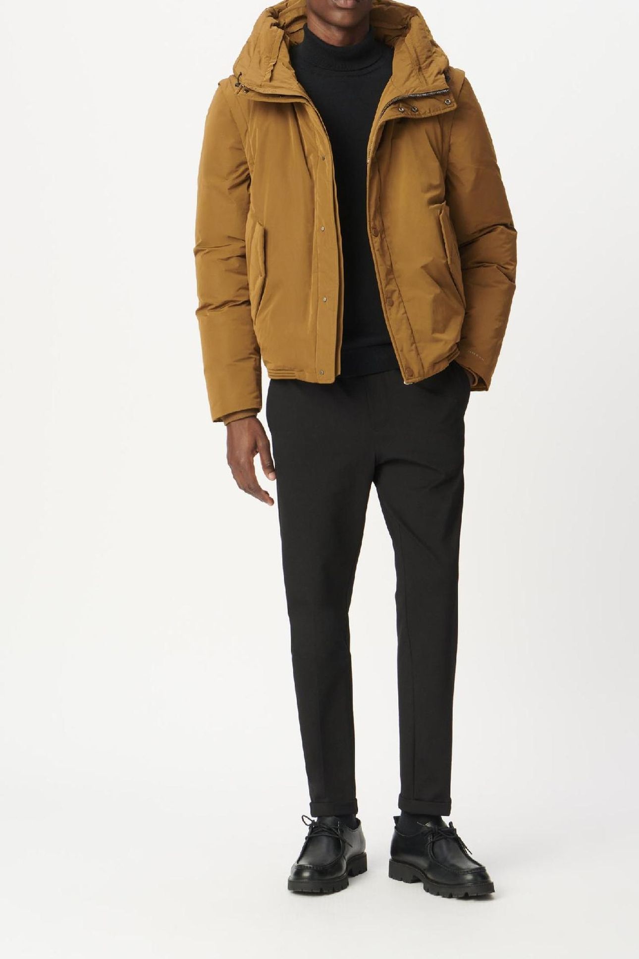 CORE WATERPROOF PADDED JACKET 2
