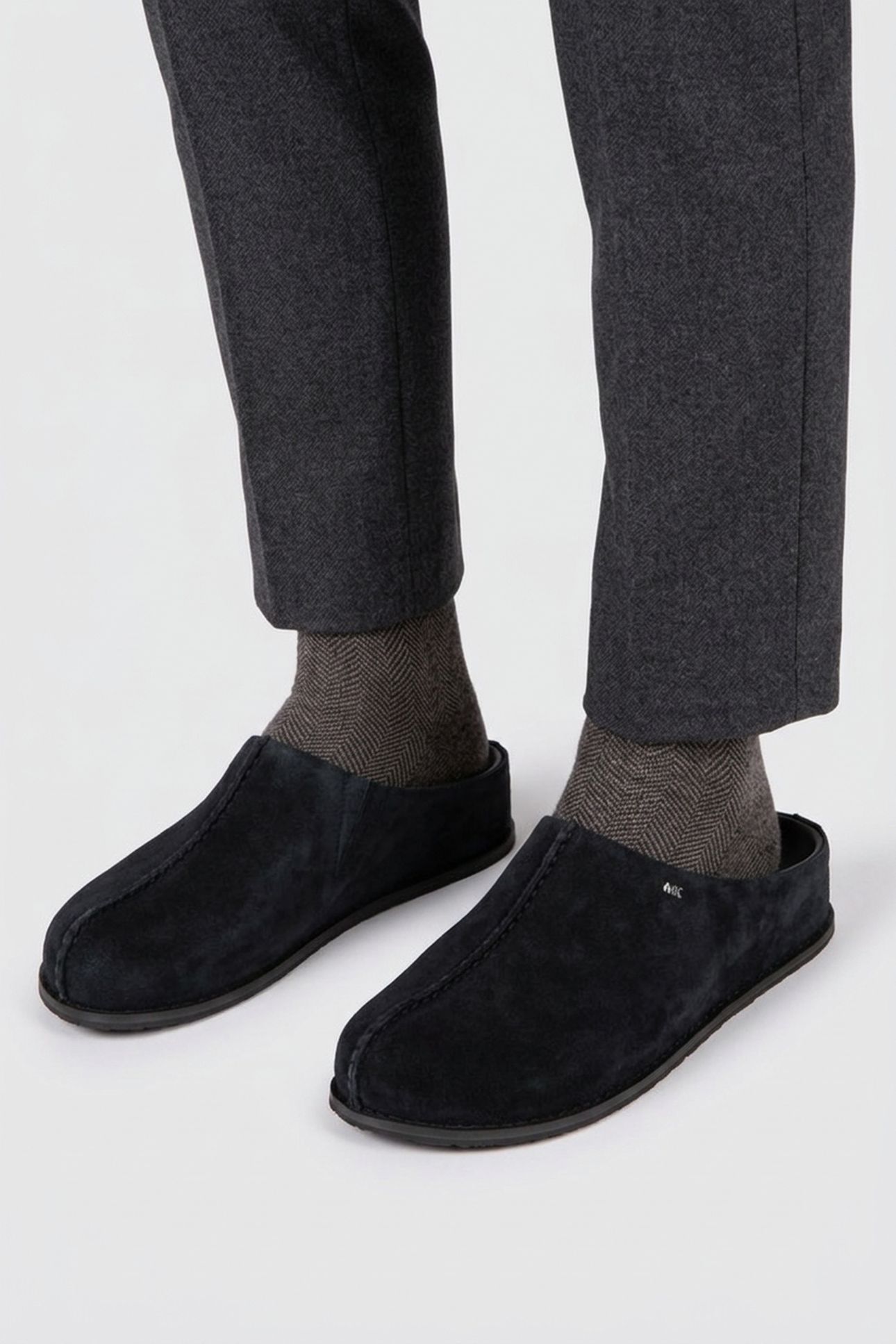 HENSLEY MULE BLACK 2