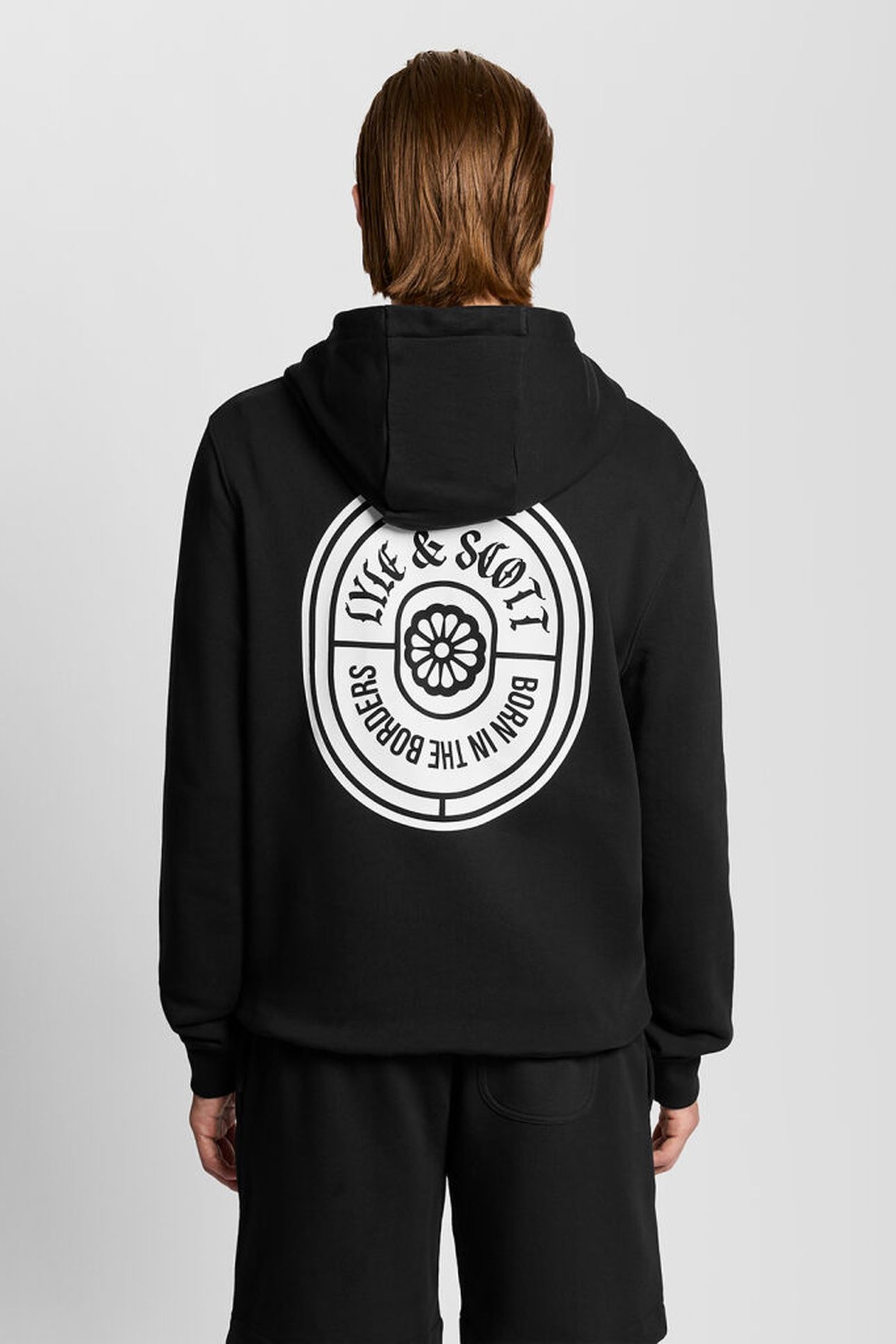 BORDERS LABEL GRAPHIC HOODIE JET BLACK 2