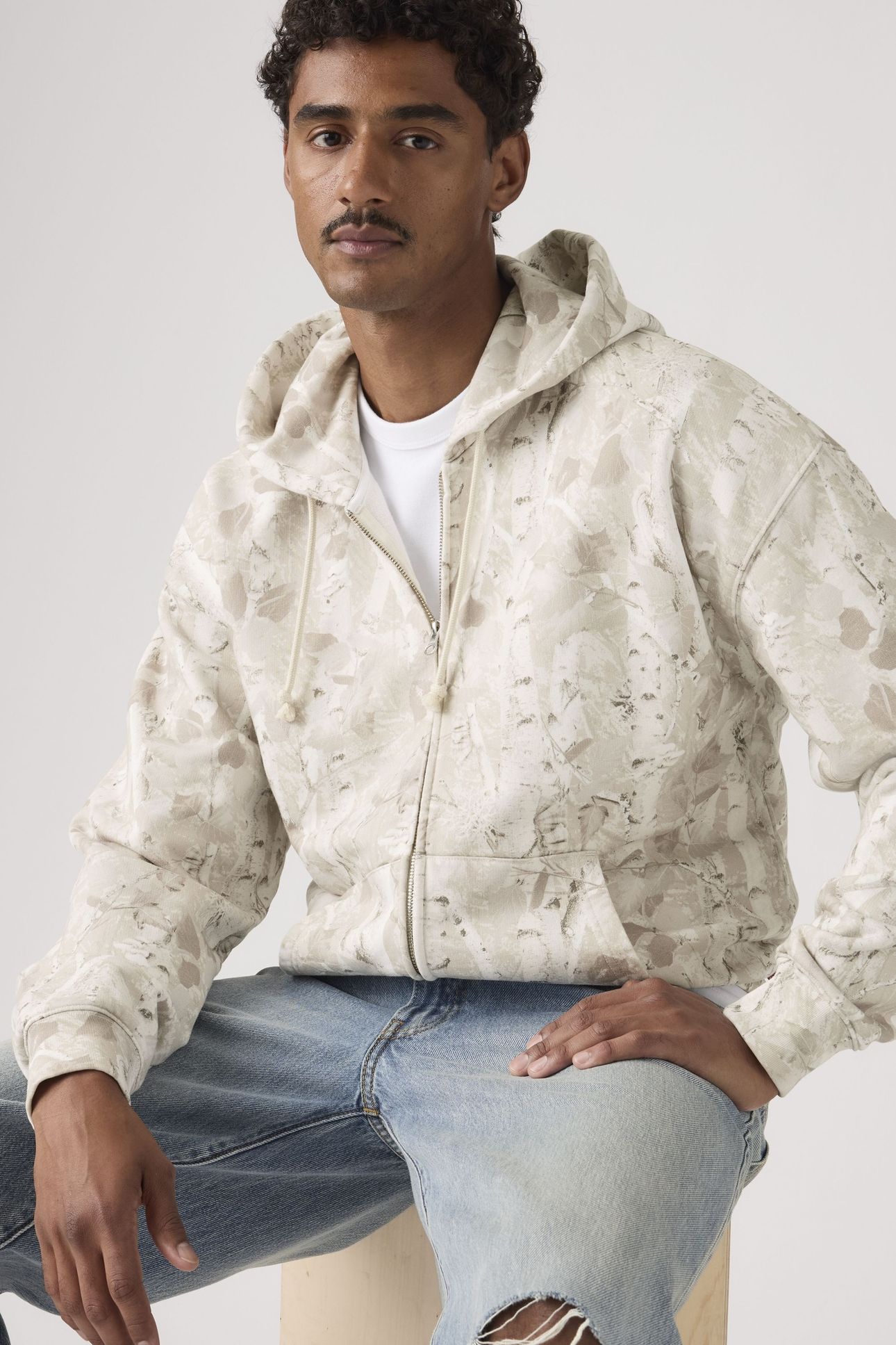 HAYES BOXY FULL ZIP SWEATSHIRT 5