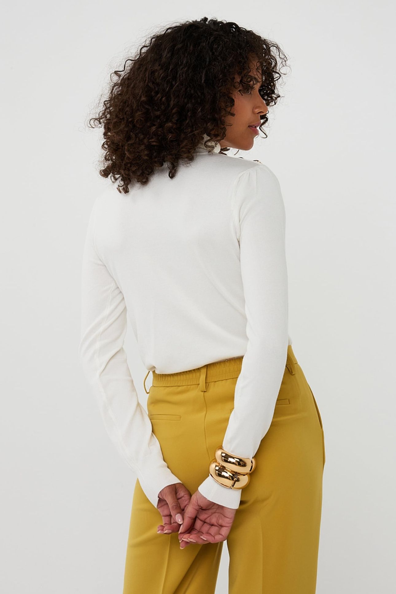 SWEATER SHLDR BUTTON COL BASIC KNIT OFF WHITE 3