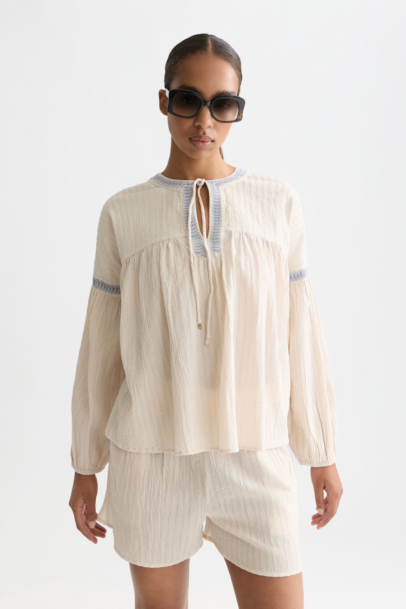 COTTON CREPE BLOUSE WITH EMBROIDERED DETAILS FOG 1