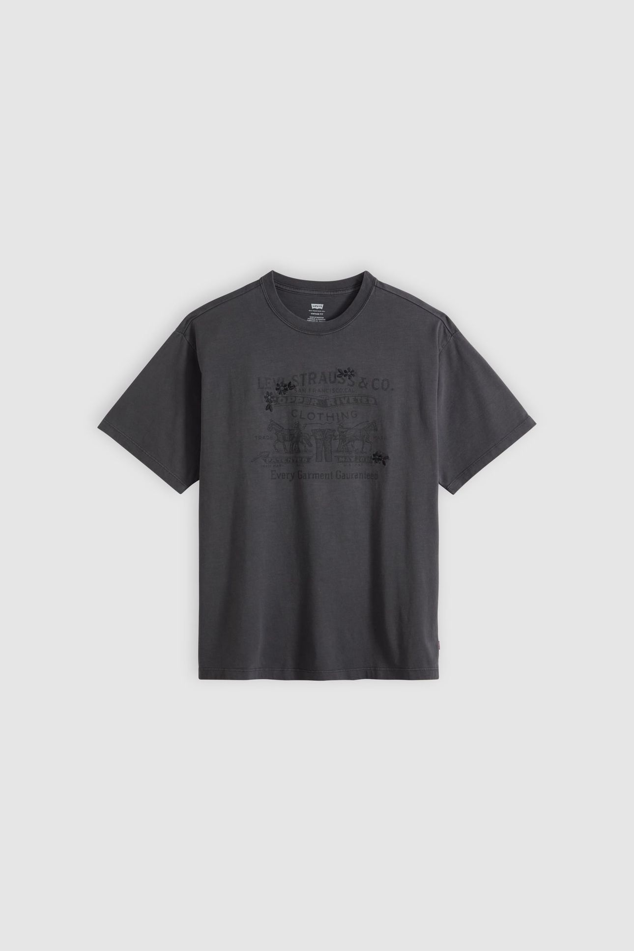 GRAPHIC VINTAGE FIT TEE 4