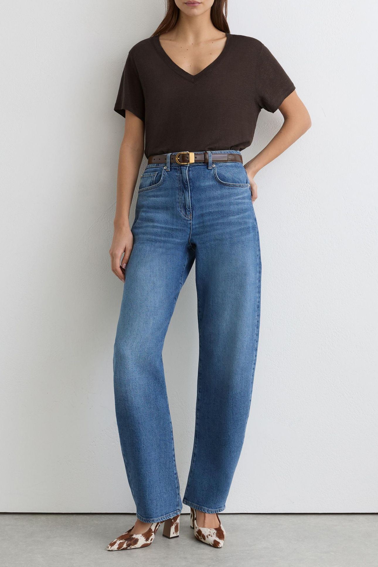 LINEN V NECK TEE CHOCOLATE BROWN 3