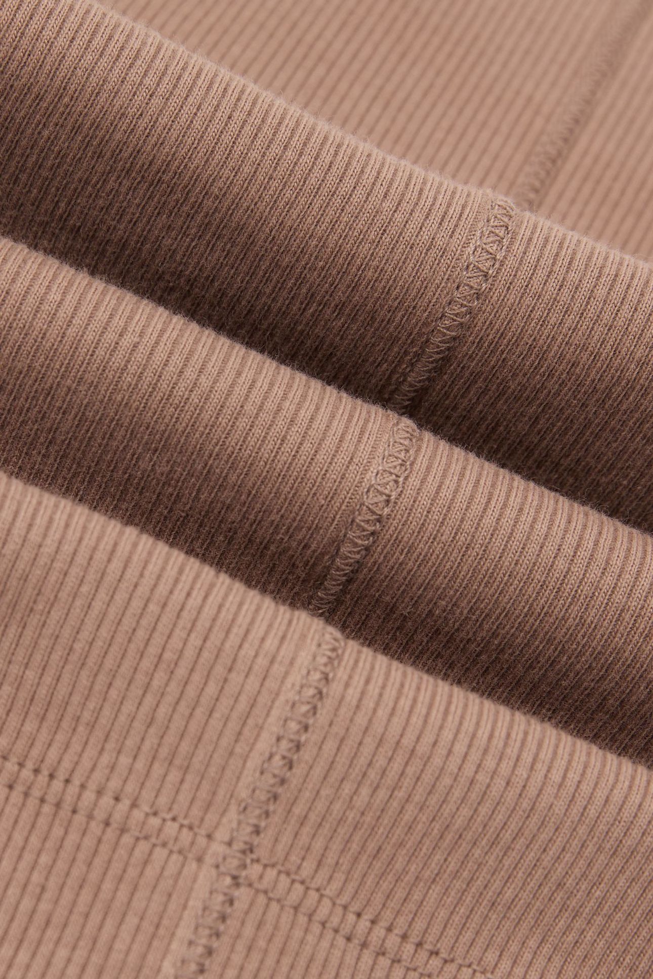 SCOOP NECK RIB VEST TAUPE NEUTRAL 6