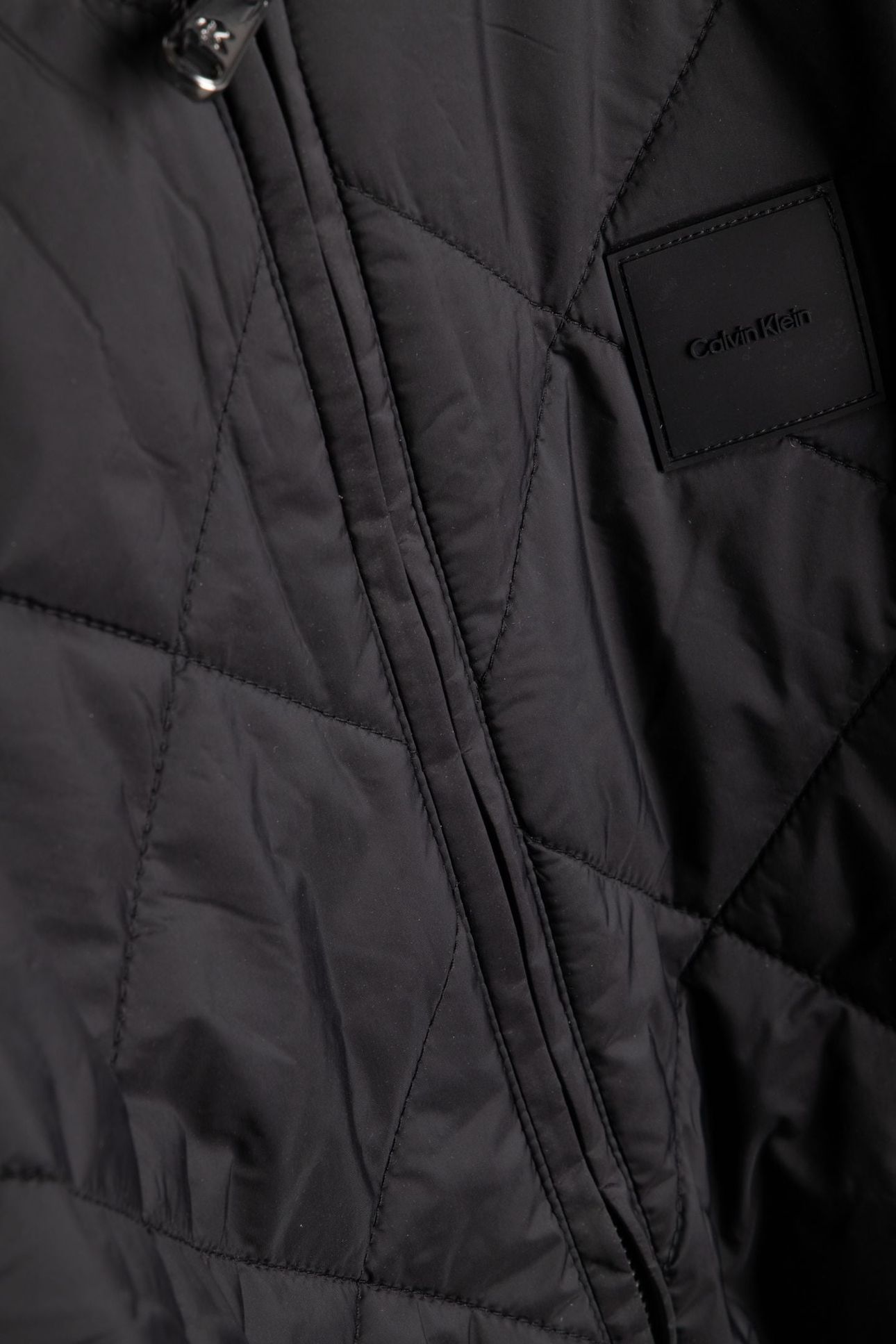 LIGHTWEIGHT QUILTED BLACK 4