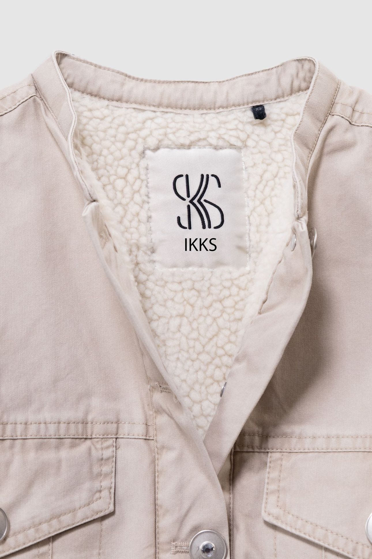 GIRLS’ BEIGE CANVAS FUR-LINED JACKET 4