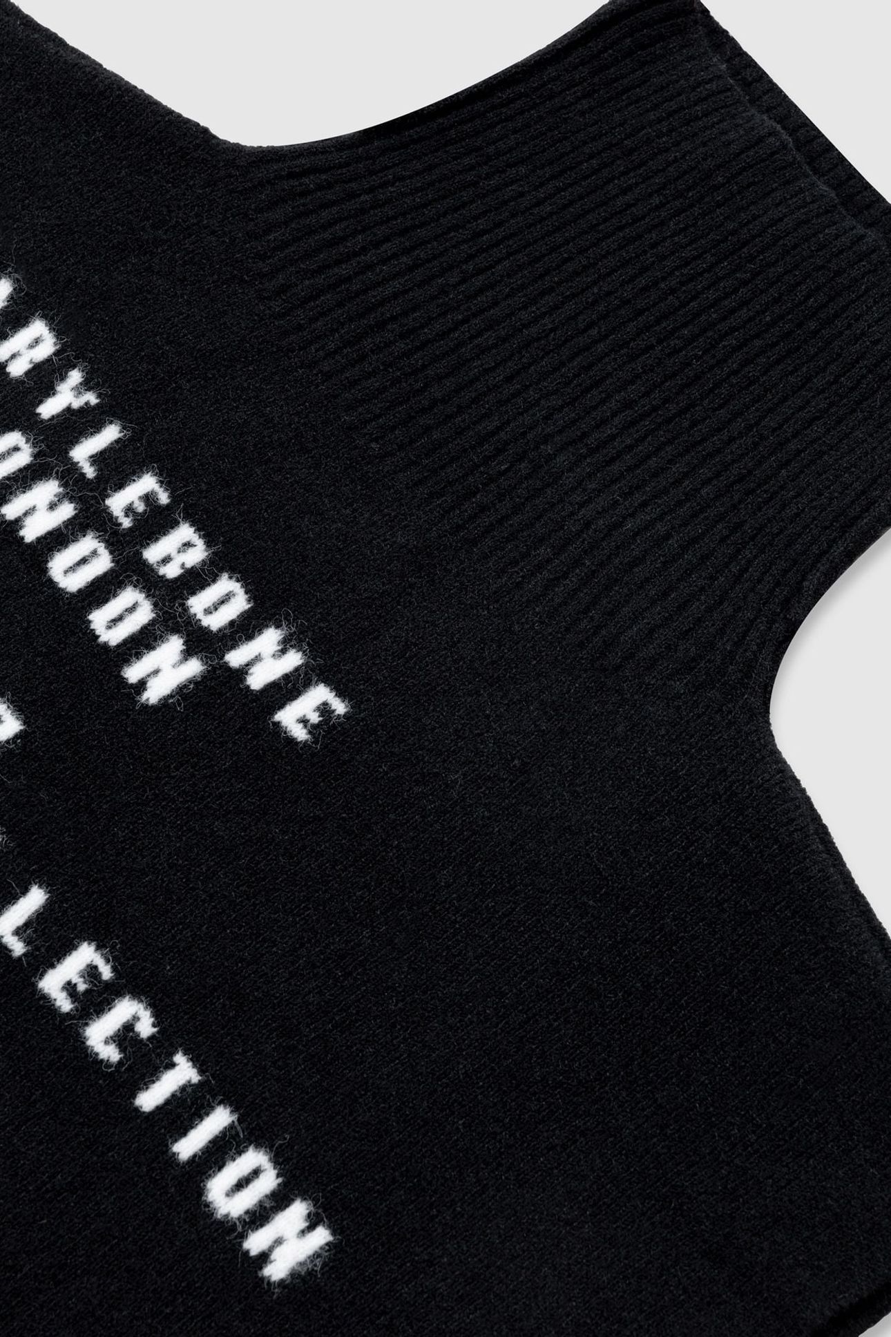 BLACK SLOGAN JACQUARD KNIT PONCHO 5