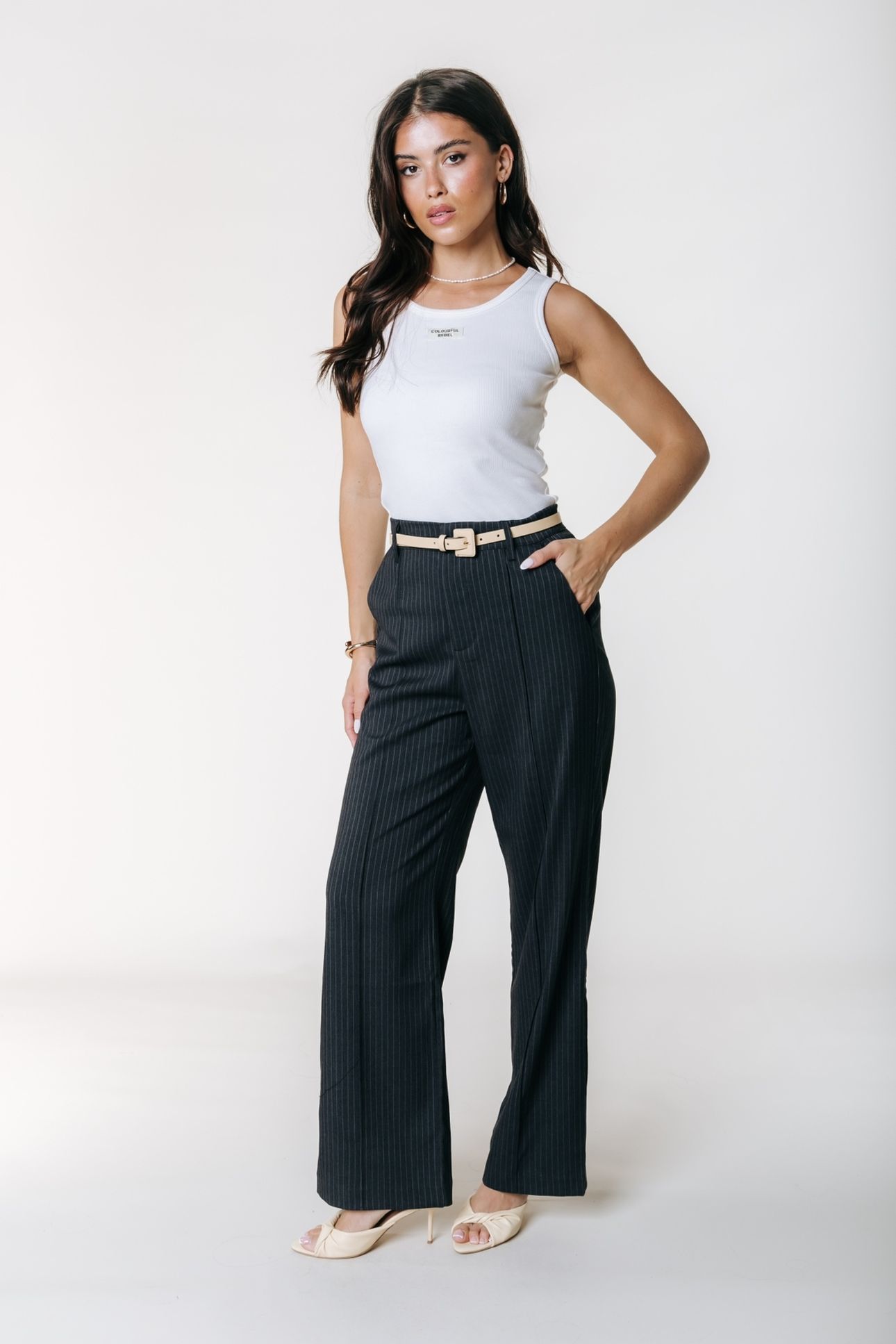 RUS PINSTRIPE PINTUCK STRAIGHT PANTS BLACK 2