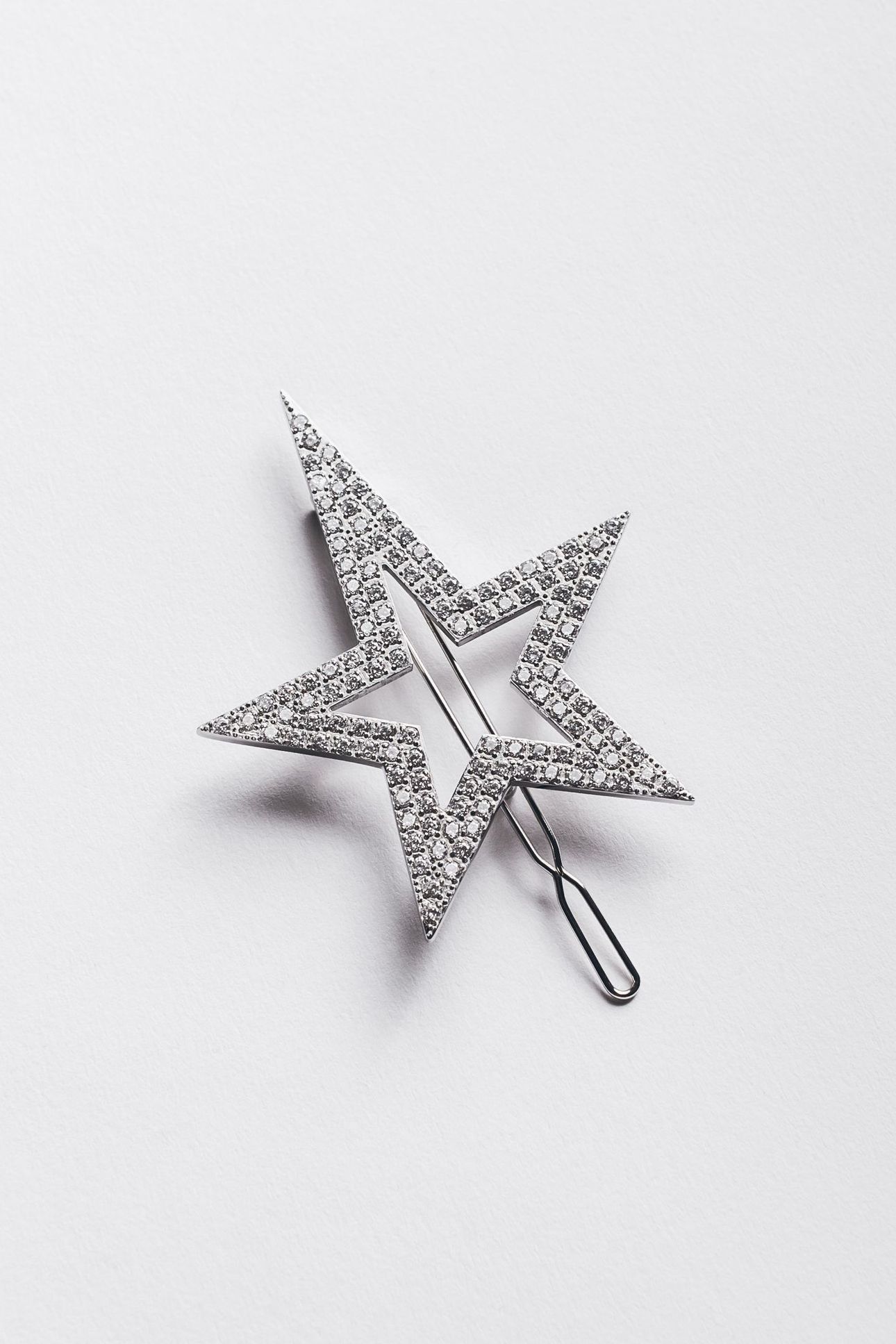THE STAR HAIR PIN 3