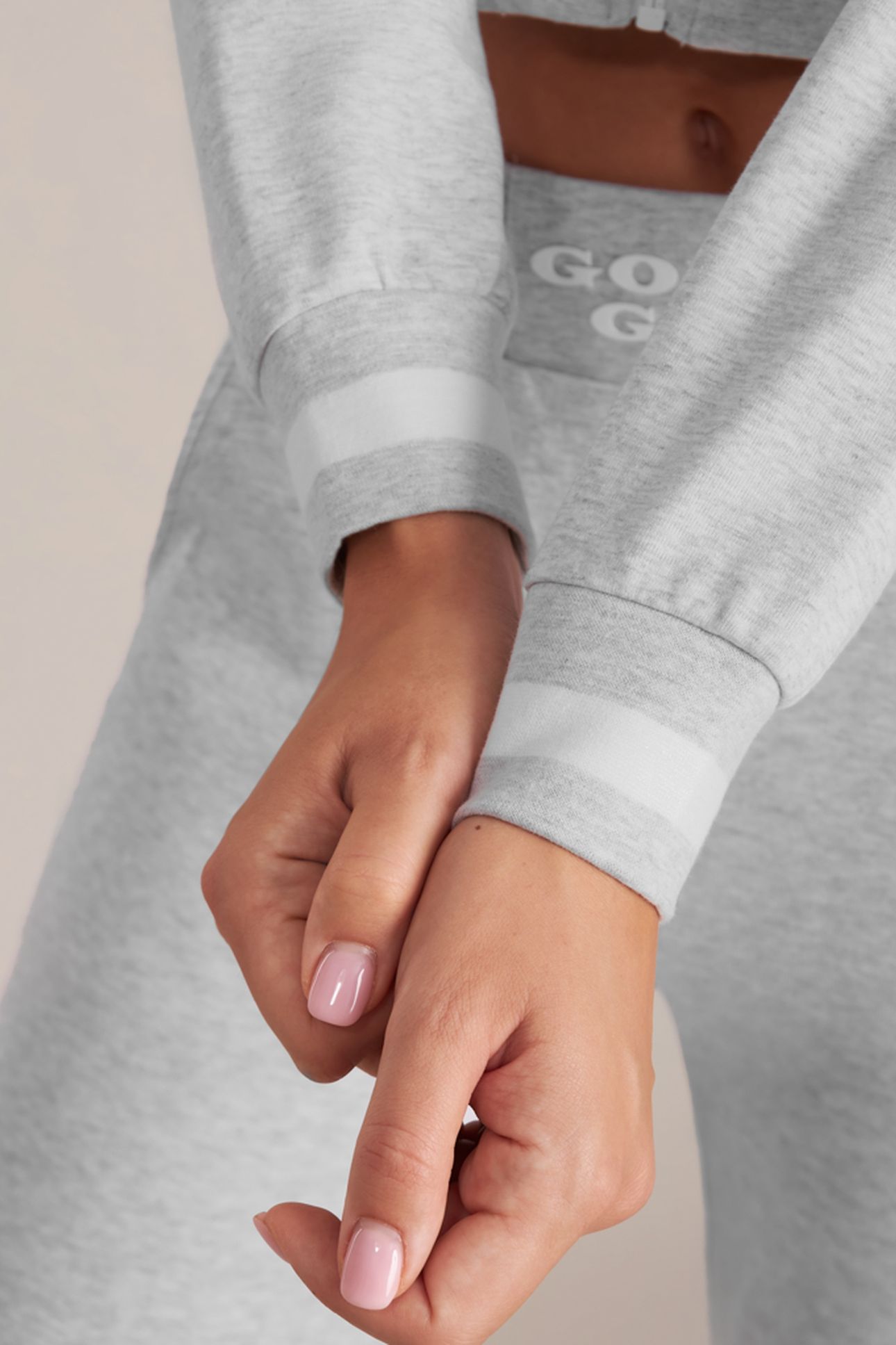 LADIES CROPPED HOODIE GREY 4