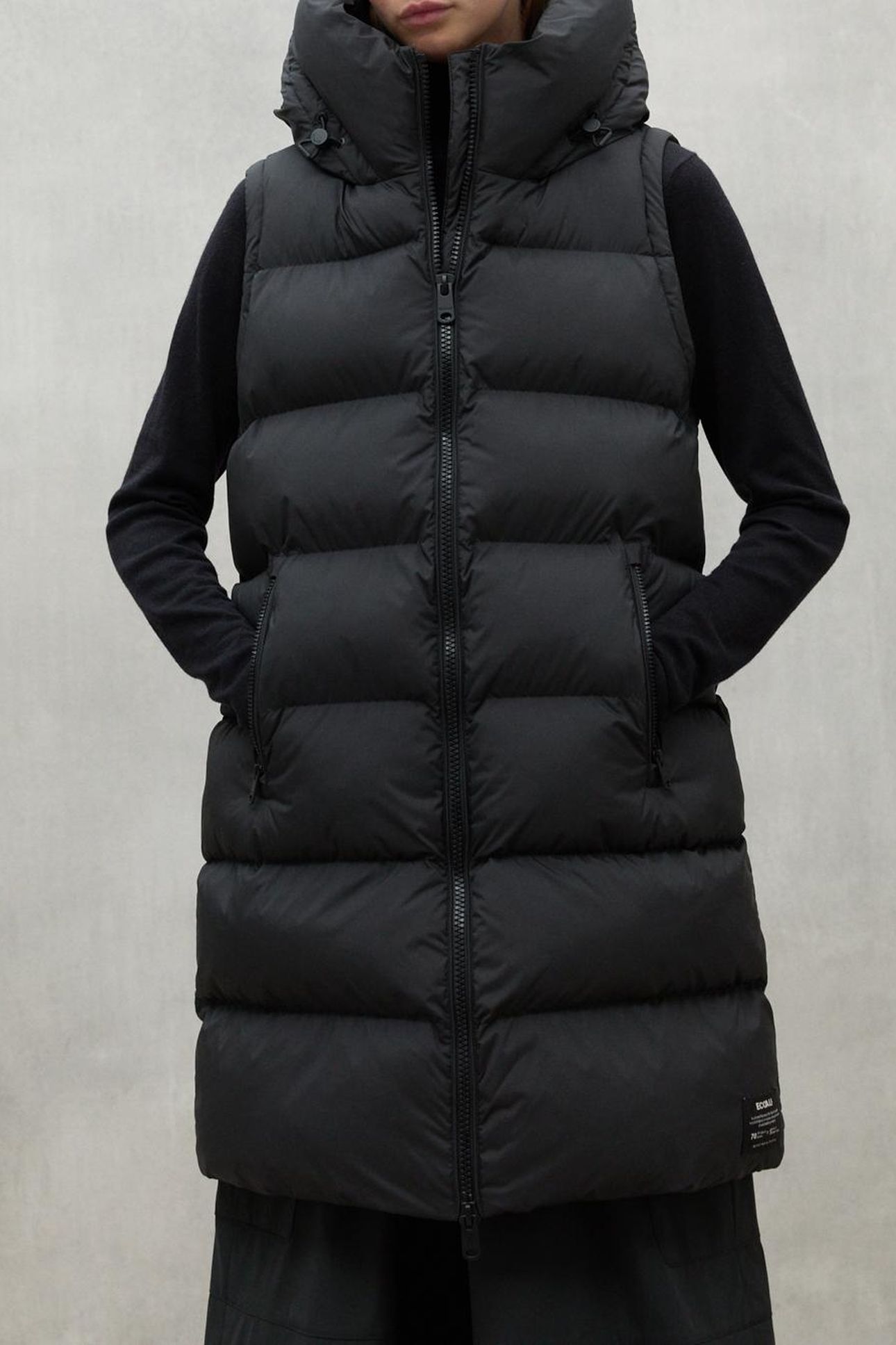 MANLIEALF VEST BLACK 1