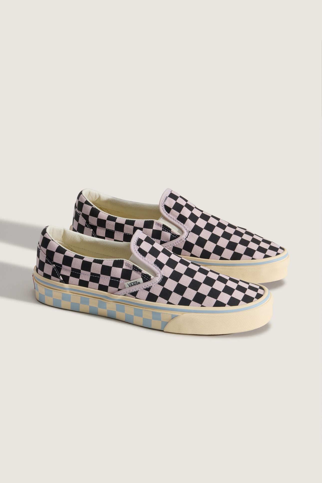 UNISEX CLASSIC SLIP-ON CHECKERBOARD PALE PETAL PINK/BLACK 2