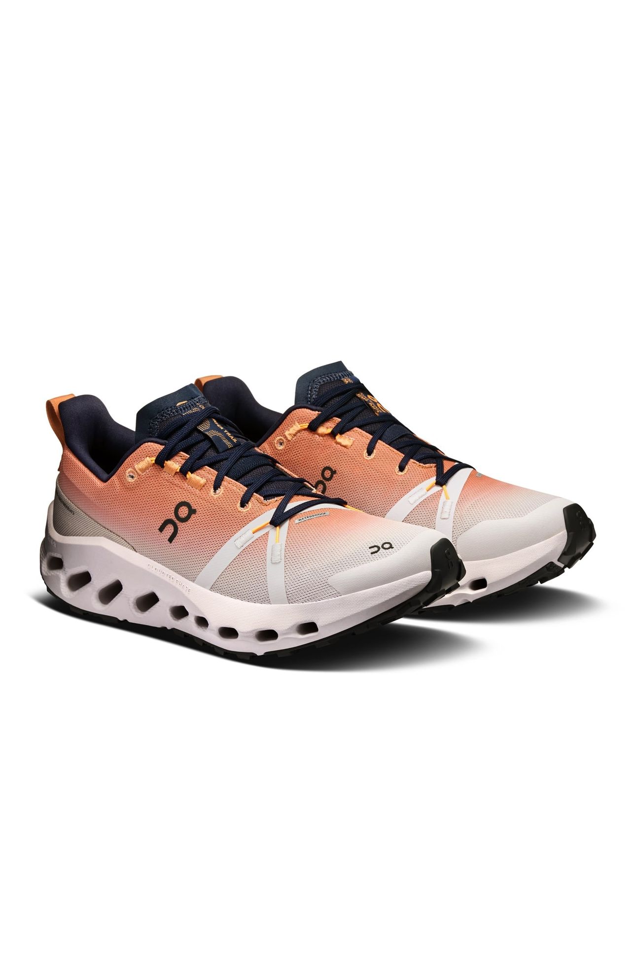 CLOUDSURFER TRAIL WP 1 SANDSTONE | SILVER 2
