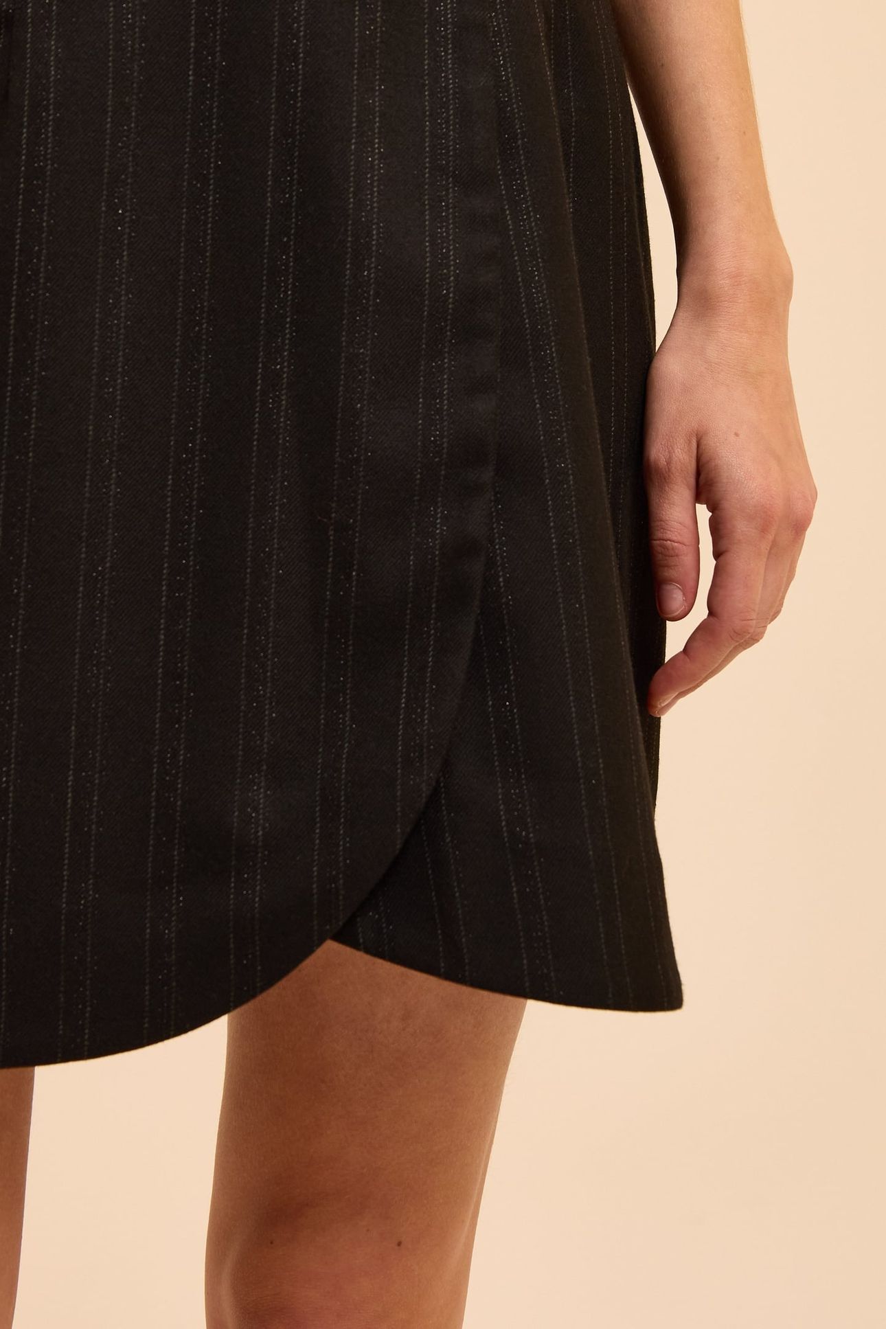 BLACK STRIPED SHORT SUIT SKIRT 6