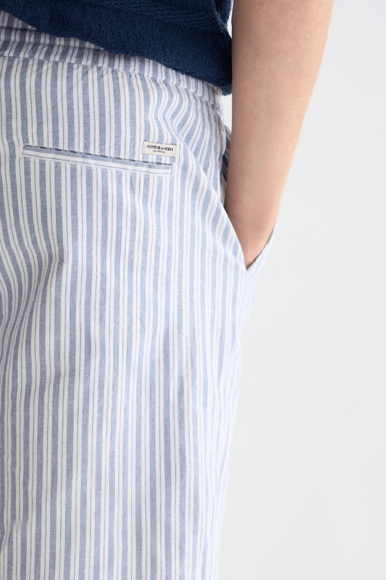 FAVE COTTONLINEN YARNDYED REGULARFIT BERMUDA SHORTS NAVY 6