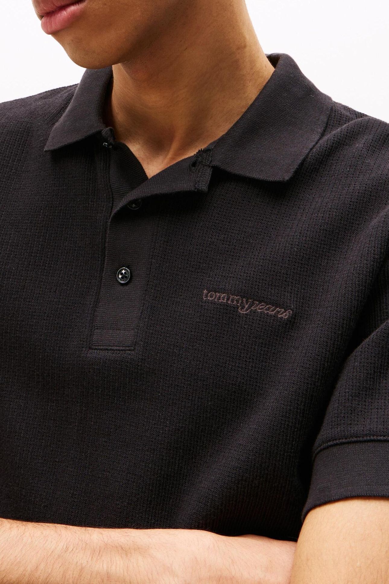 TJM REG WAFFLE POLO BLACK 6