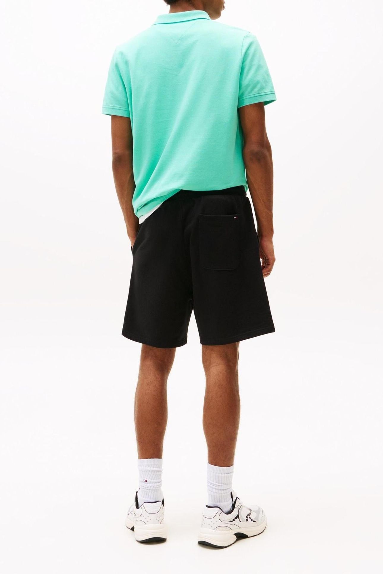 TJM RELAXED STACK LOGO SHORTS BLACK 3