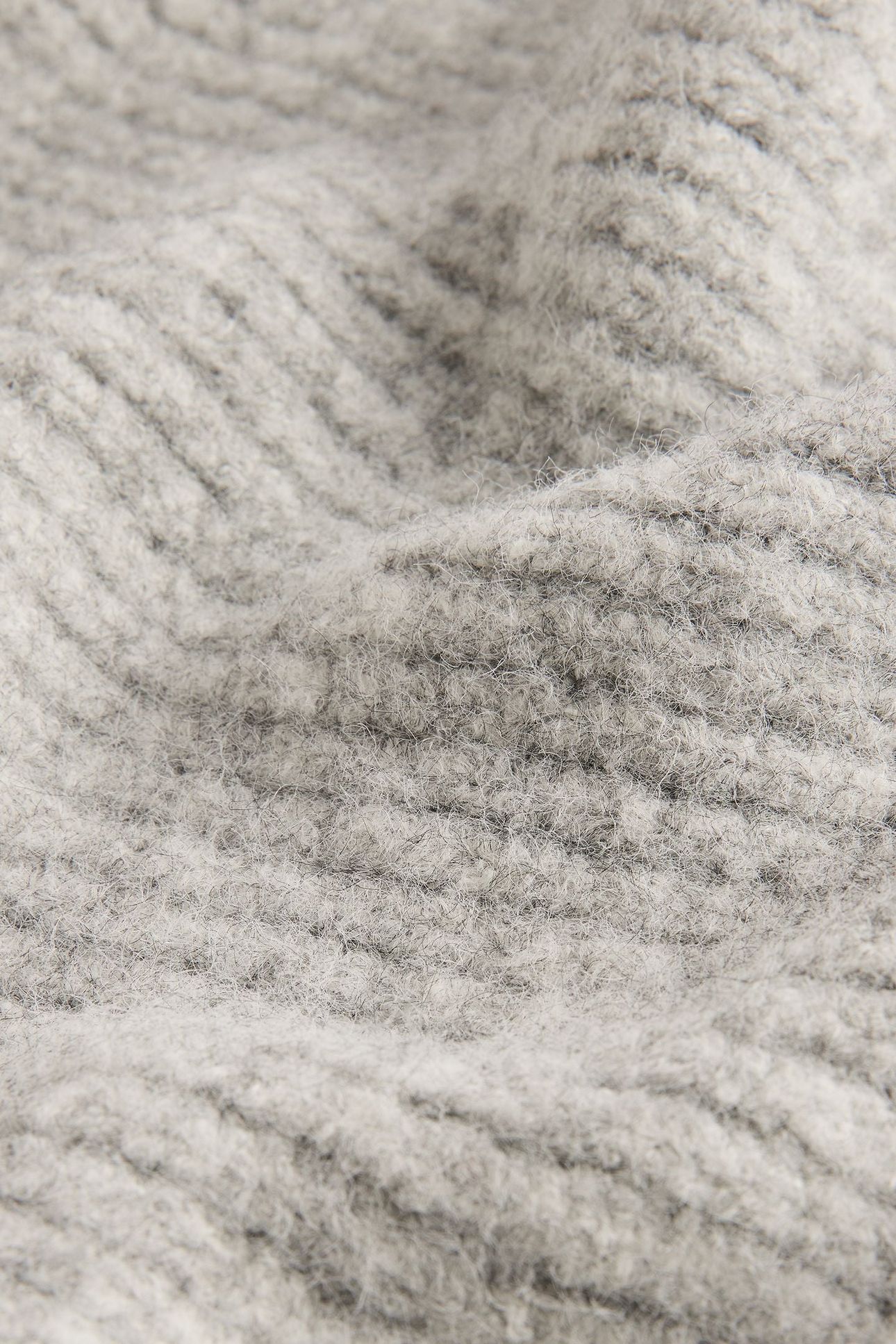 KERIISA RHINESTONE DETAIL KNITTED SCARF GREY 3